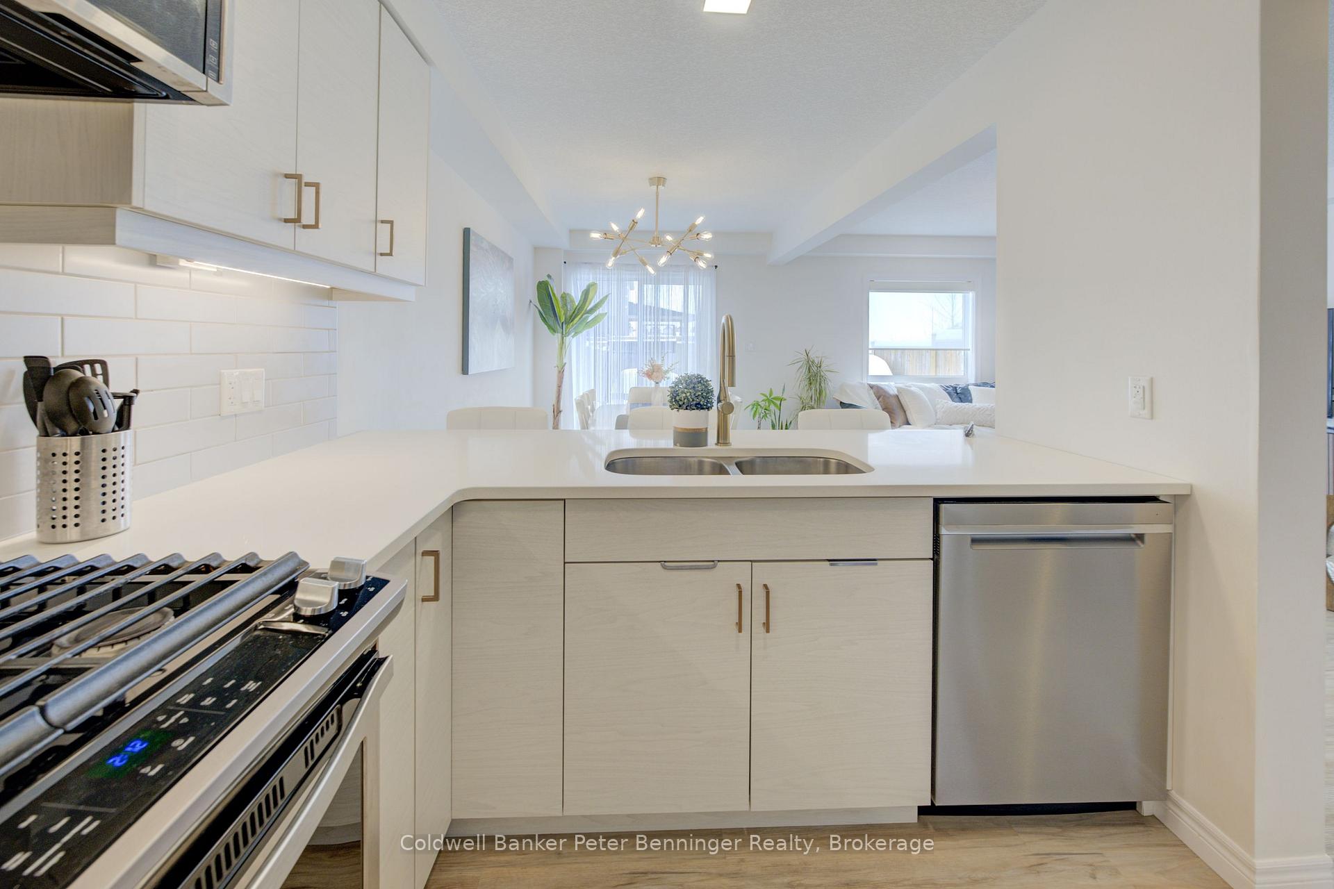 Photo 11 of 27 Arlington Parkway, Brant, Paris — HOMEH