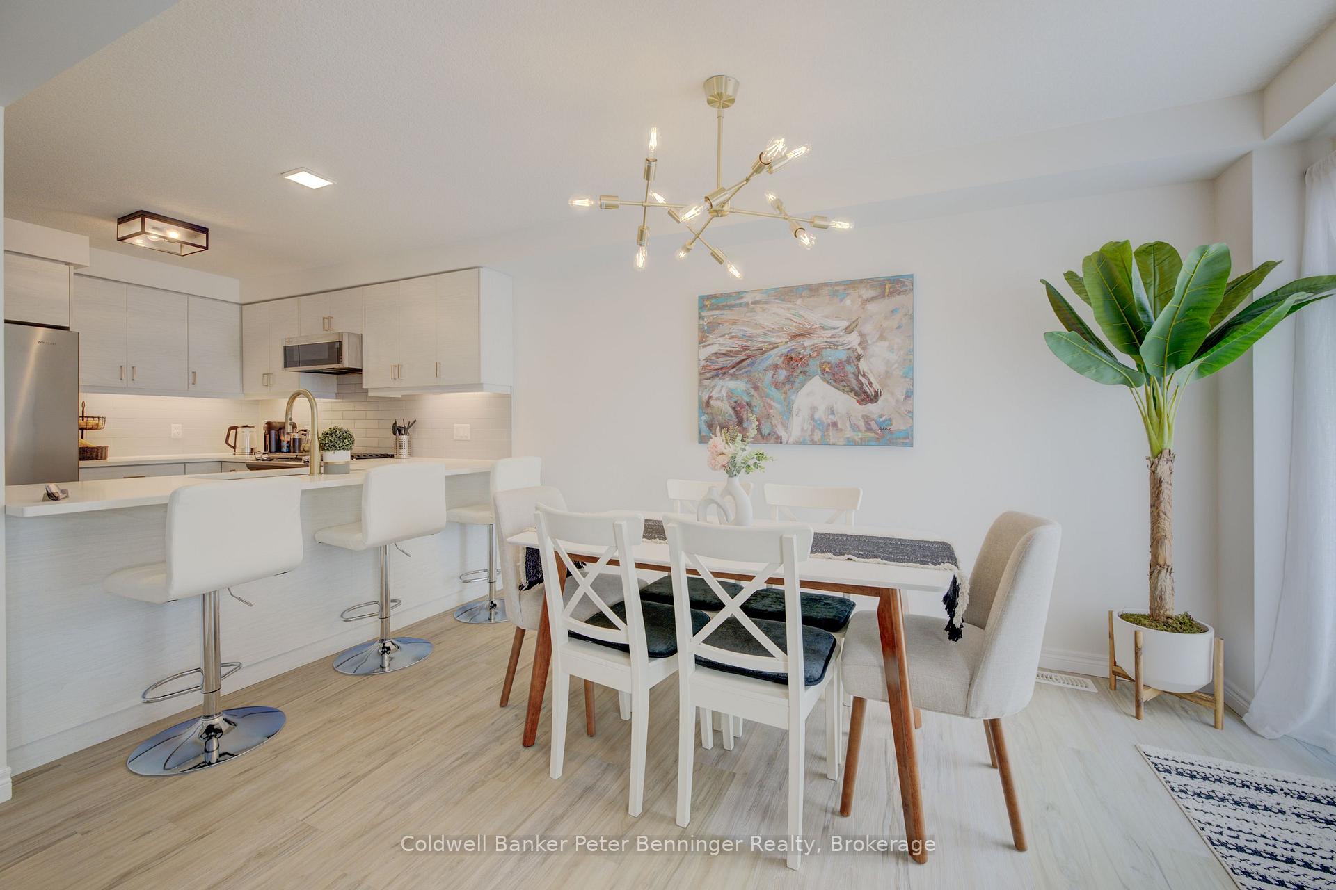 Photo 13 of 27 Arlington Parkway, Brant, Paris — HOMEH