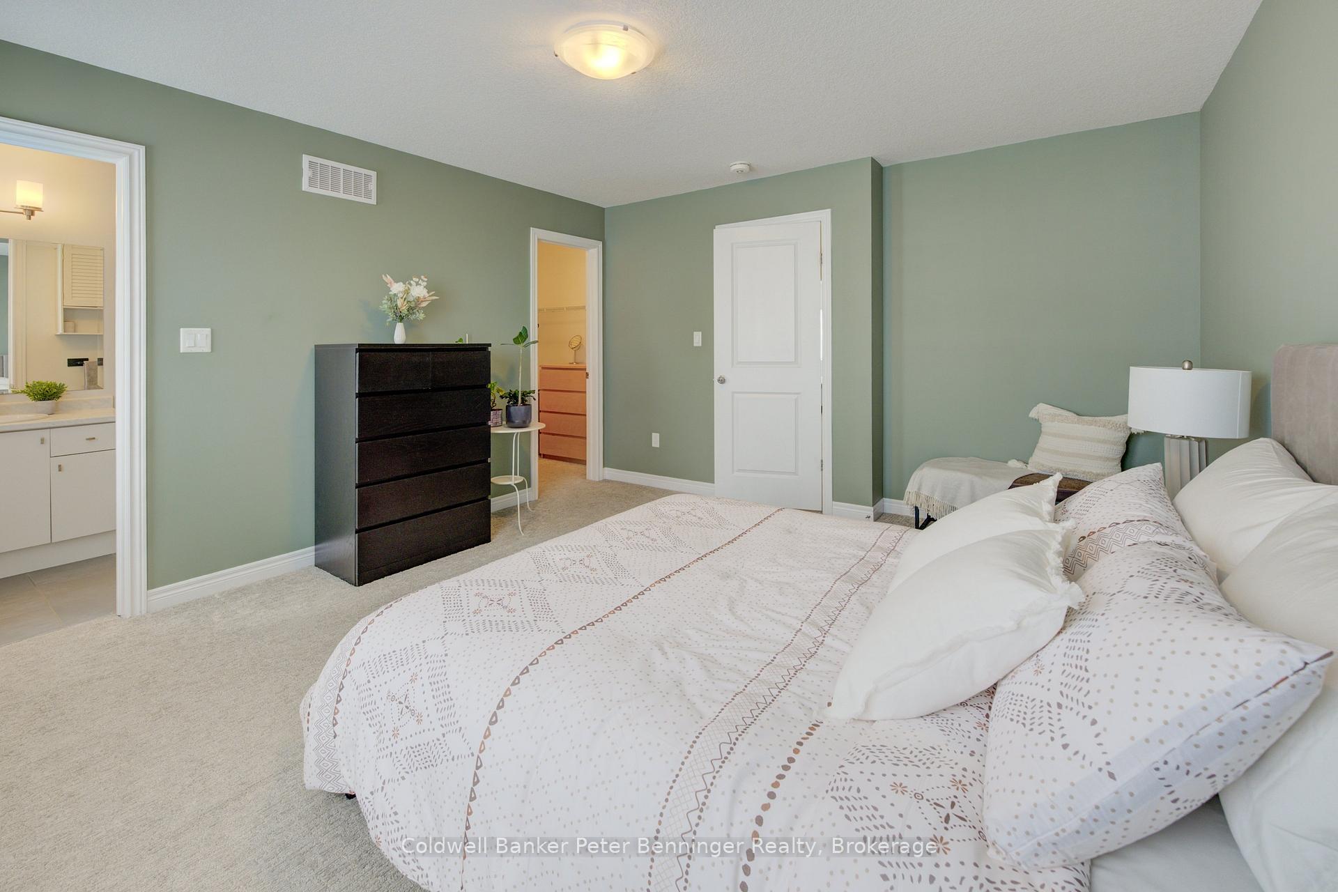 Photo 25 of 27 Arlington Parkway, Brant, Paris — HOMEH