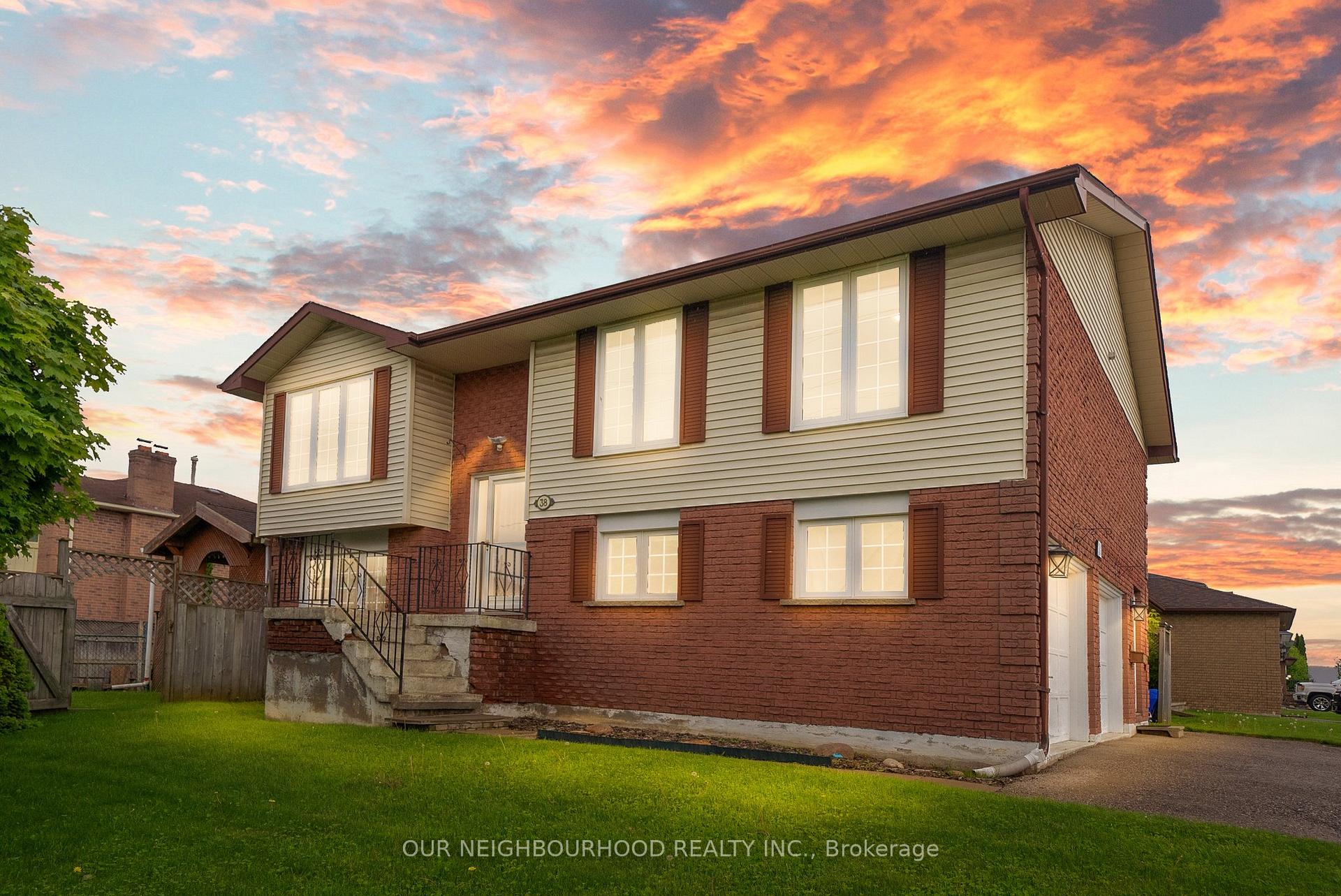 Photo 1 of 38 Centerfield Drive, Clarington, Courtice — HOMEH