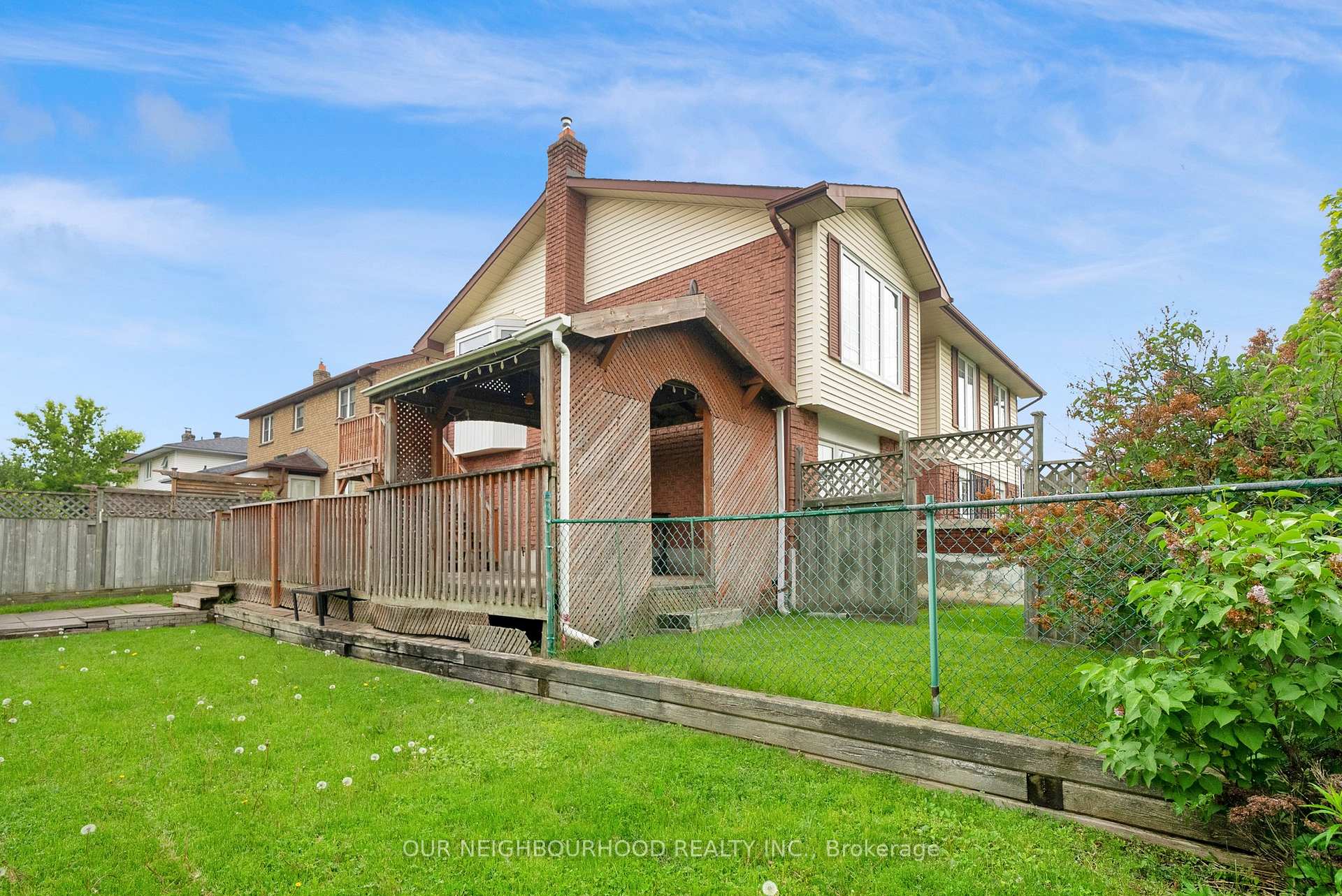 Photo 37 of 38 Centerfield Drive, Clarington, Courtice — HOMEH