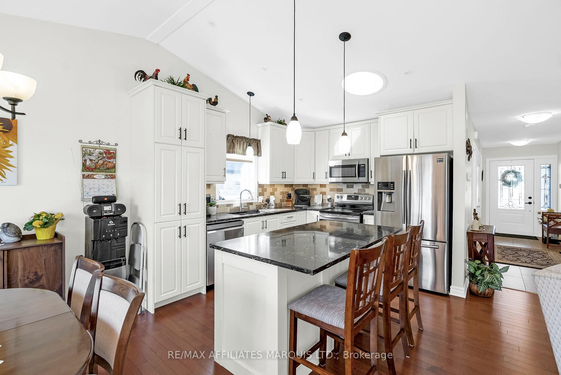 Photo 12 of 287 East Ridge Drive, Cornwall — HOMEH