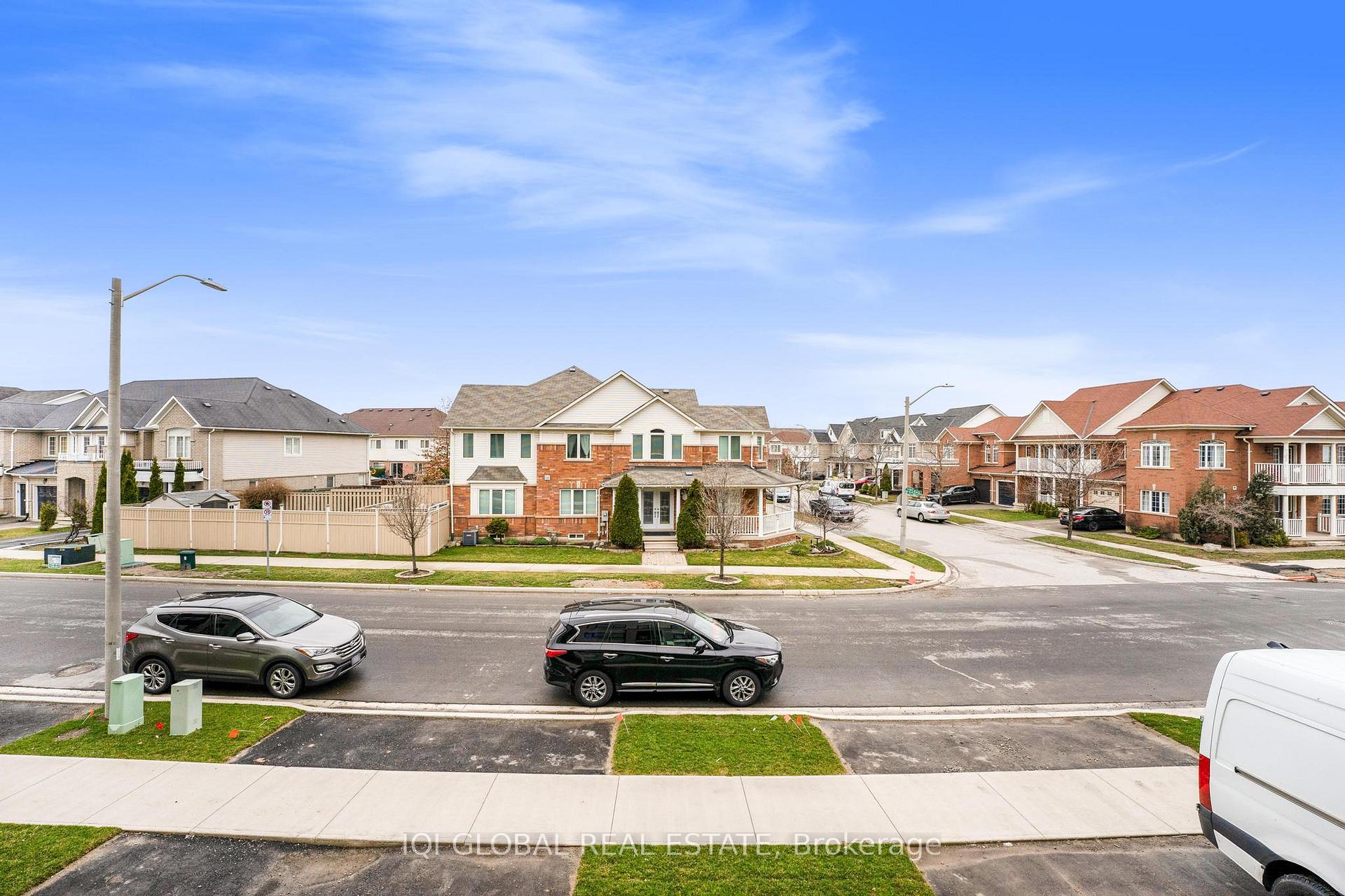 Photo 3 of 4902 Valera Road, Burlington, Alton — HOMEH
