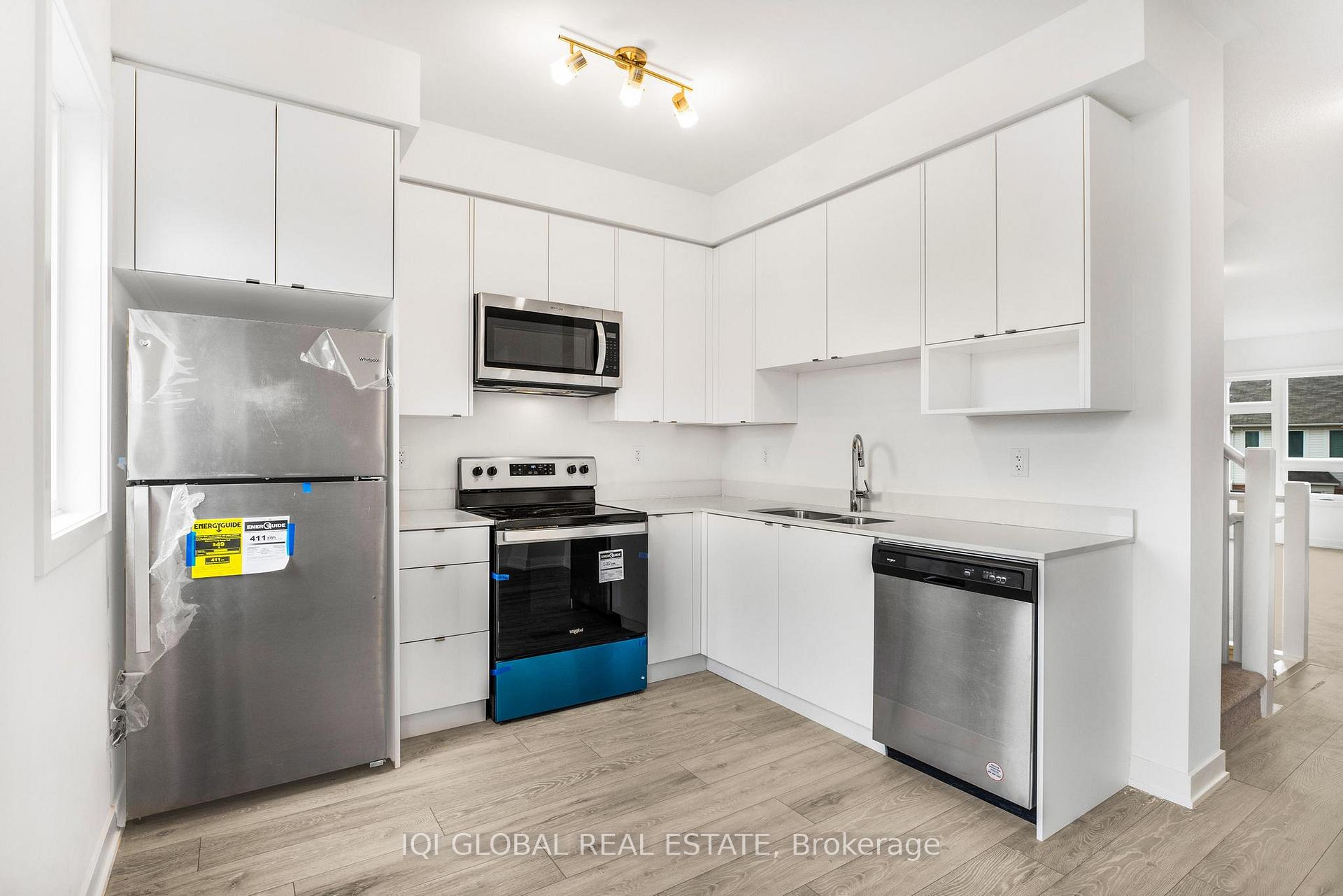 Photo 6 of 4902 Valera Road, Burlington, Alton — HOMEH