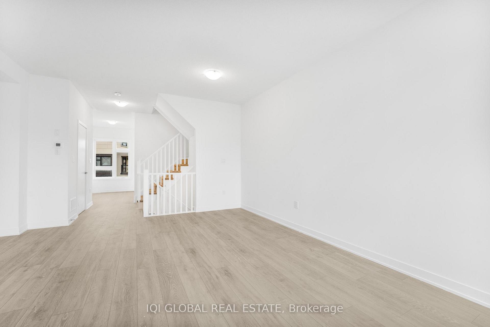 Photo 10 of 4902 Valera Road, Burlington, Alton — HOMEH
