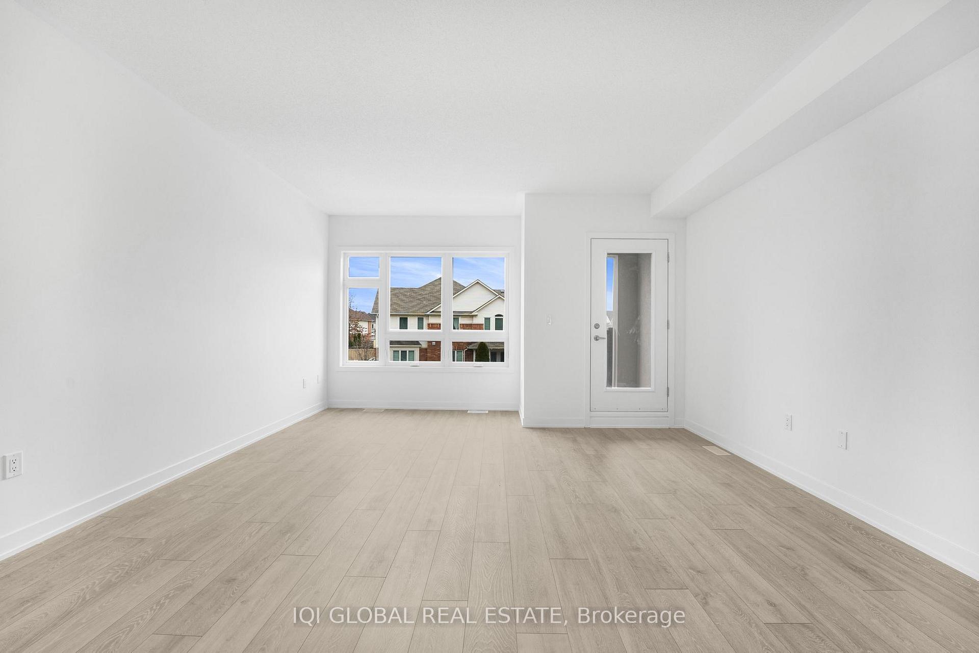 Photo 12 of 4902 Valera Road, Burlington, Alton — HOMEH