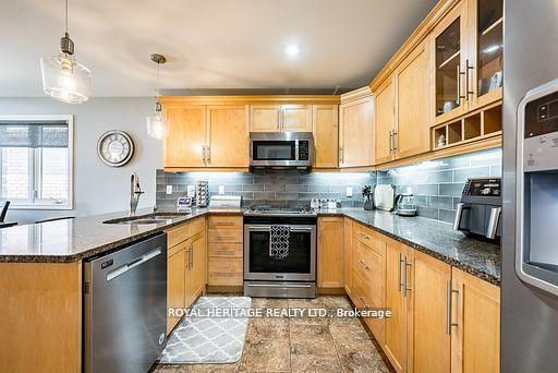Photo 8 of 43 Mcdougall Drive, Belleville, Thurlow Ward — HOMEH