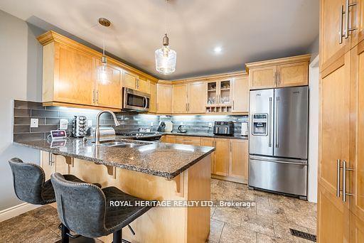 Photo 9 of 43 Mcdougall Drive, Belleville, Thurlow Ward — HOMEH