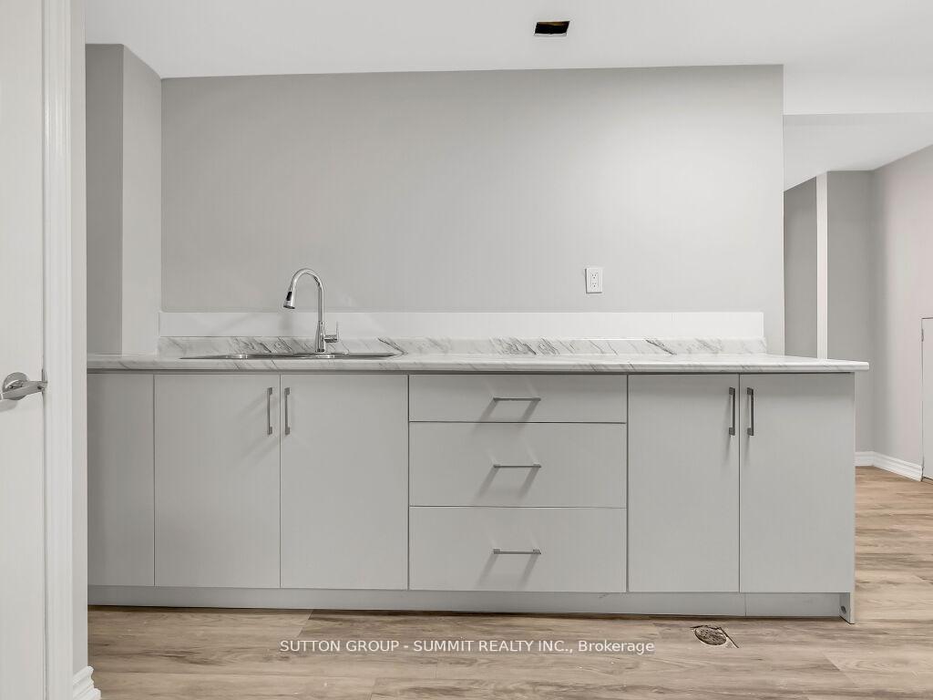 Photo 8 of 2 Grandridge Crescent, Guelph, Willow West/Sugarbush/West Acres — HOMEH