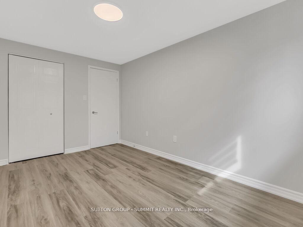 Photo 13 of 2 Grandridge Crescent, Guelph, Willow West/Sugarbush/West Acres — HOMEH