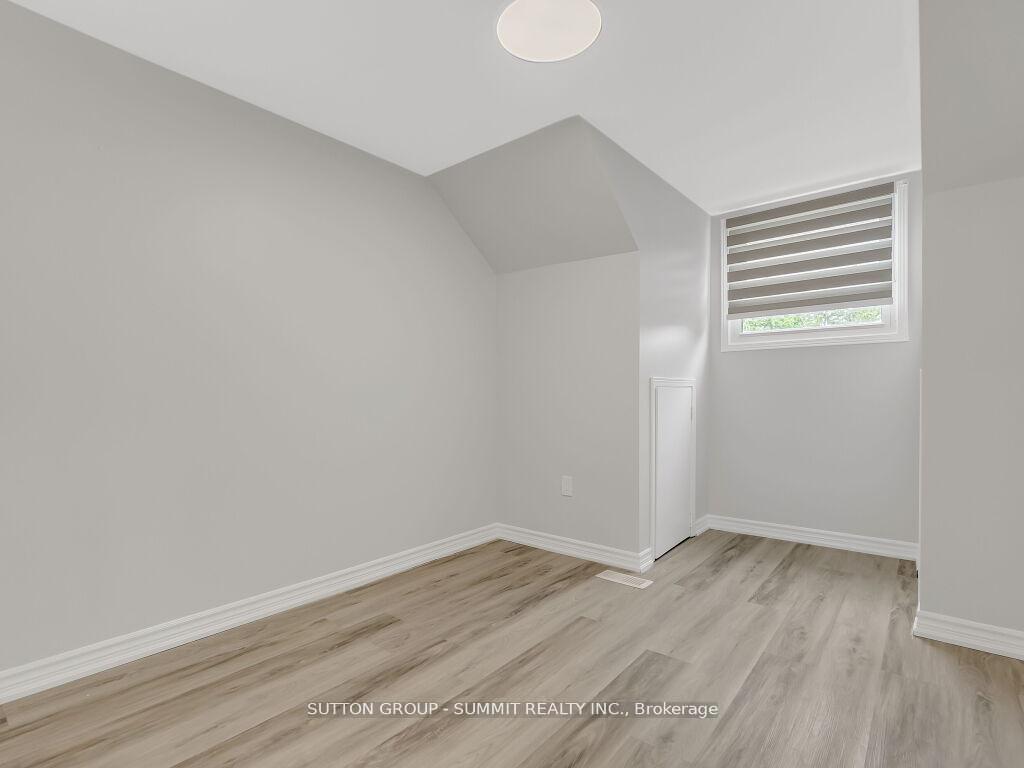 Photo 16 of 2 Grandridge Crescent, Guelph, Willow West/Sugarbush/West Acres — HOMEH