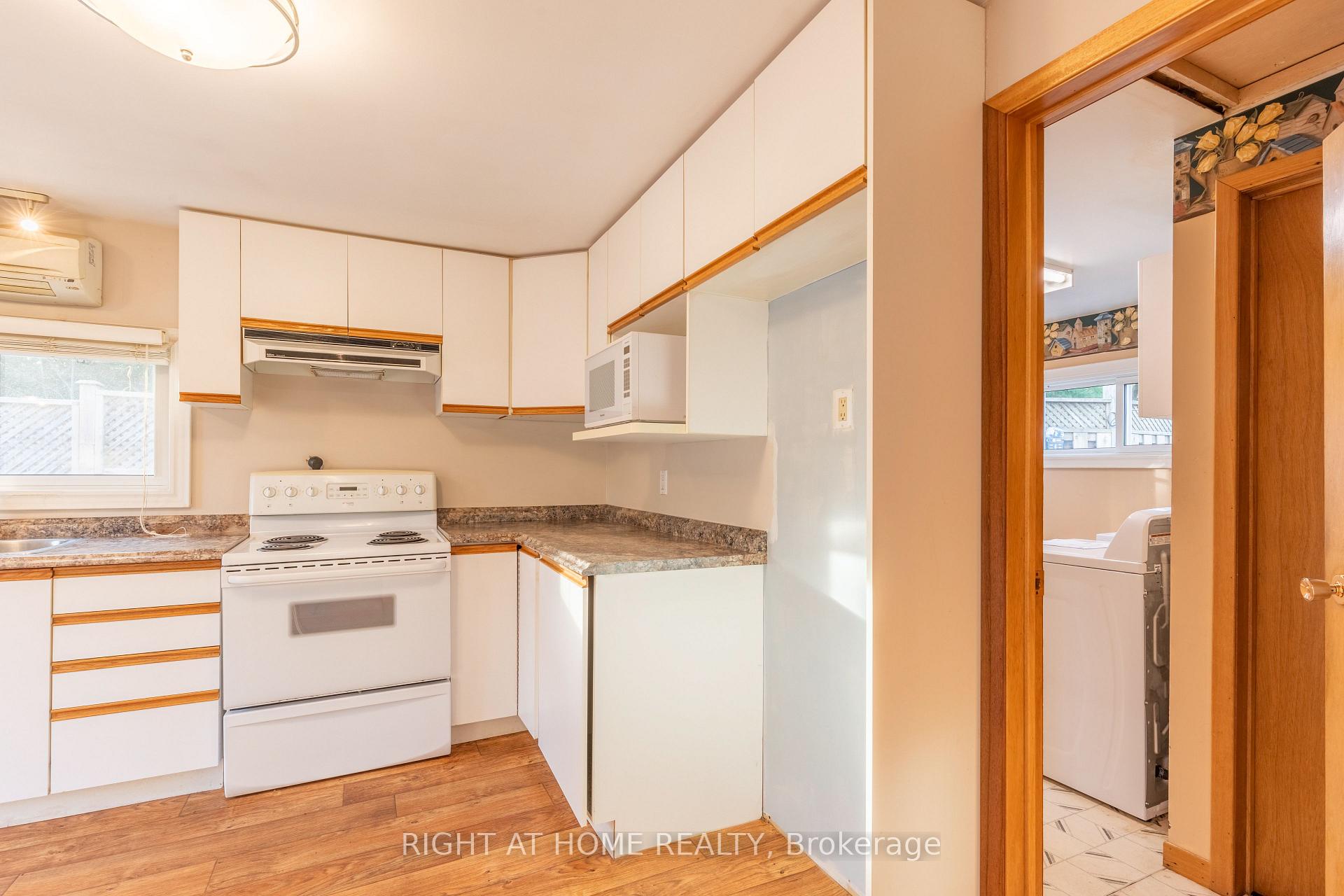 Photo 13 of 3714 McCarthy Drive, Clearview, Rural Clearview — HOMEH