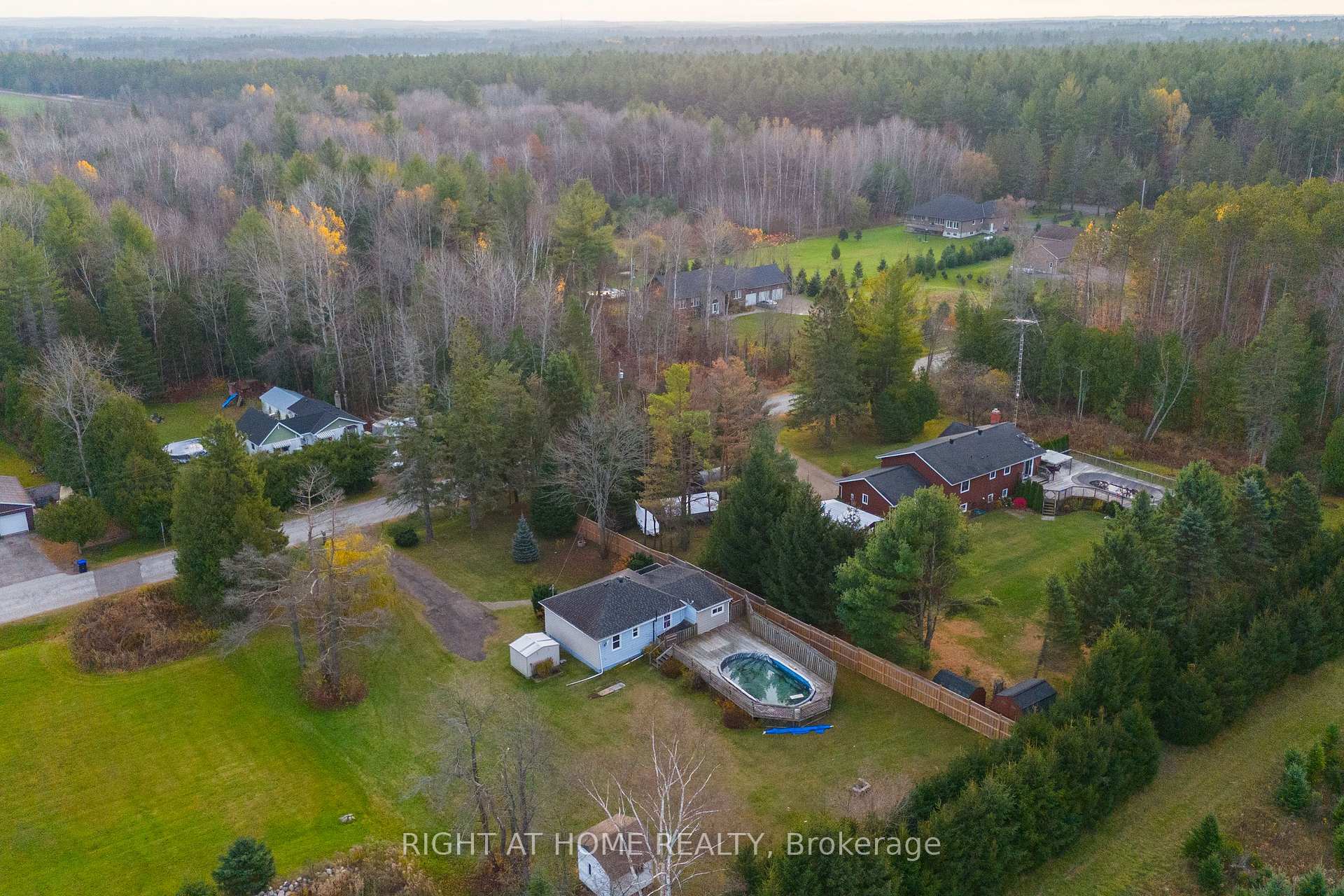 Photo 19 of 3714 McCarthy Drive, Clearview, Rural Clearview — HOMEH