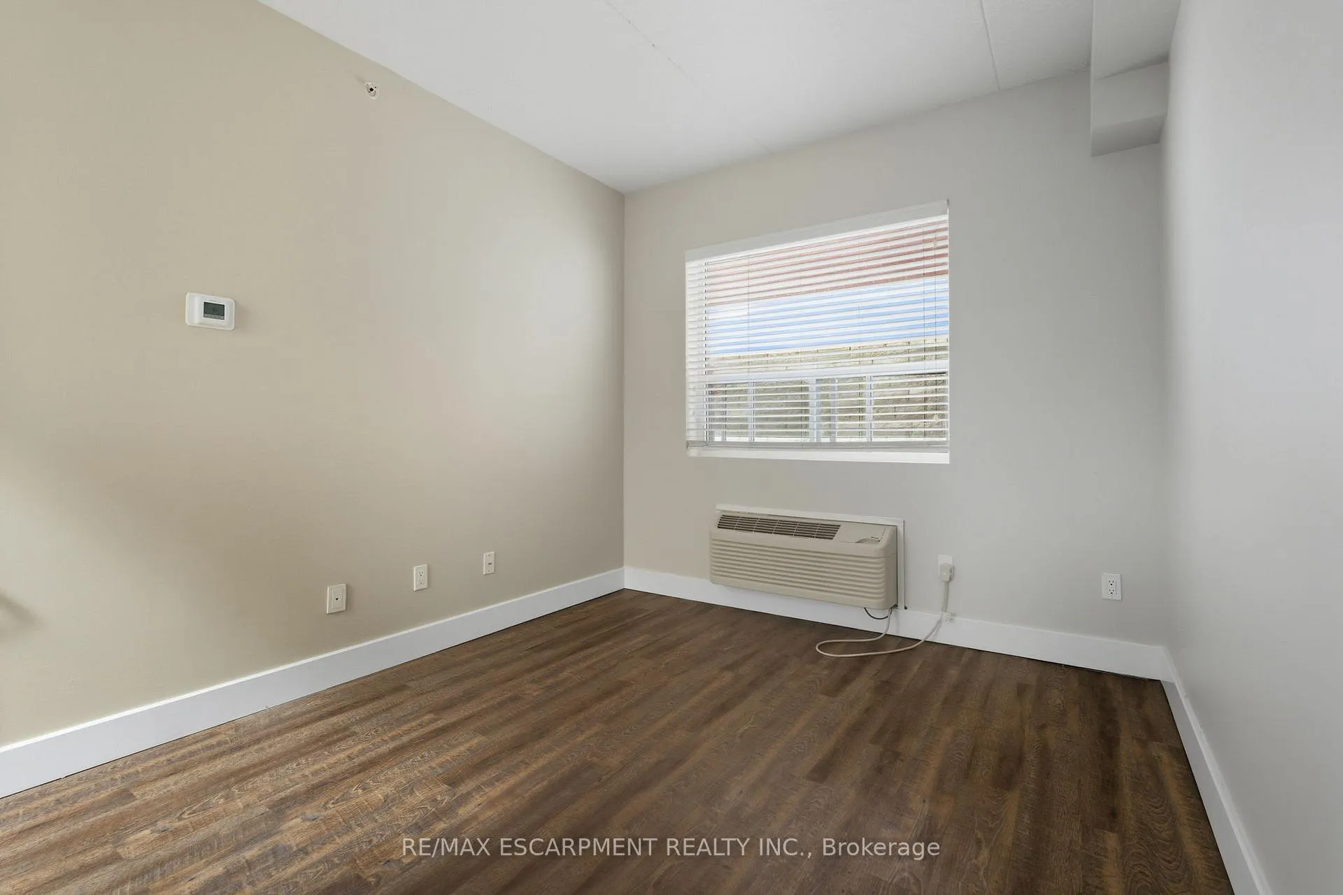 Photo 13 of Unit 203, 149 Main Street W, Hamilton, Durand — HOMEH