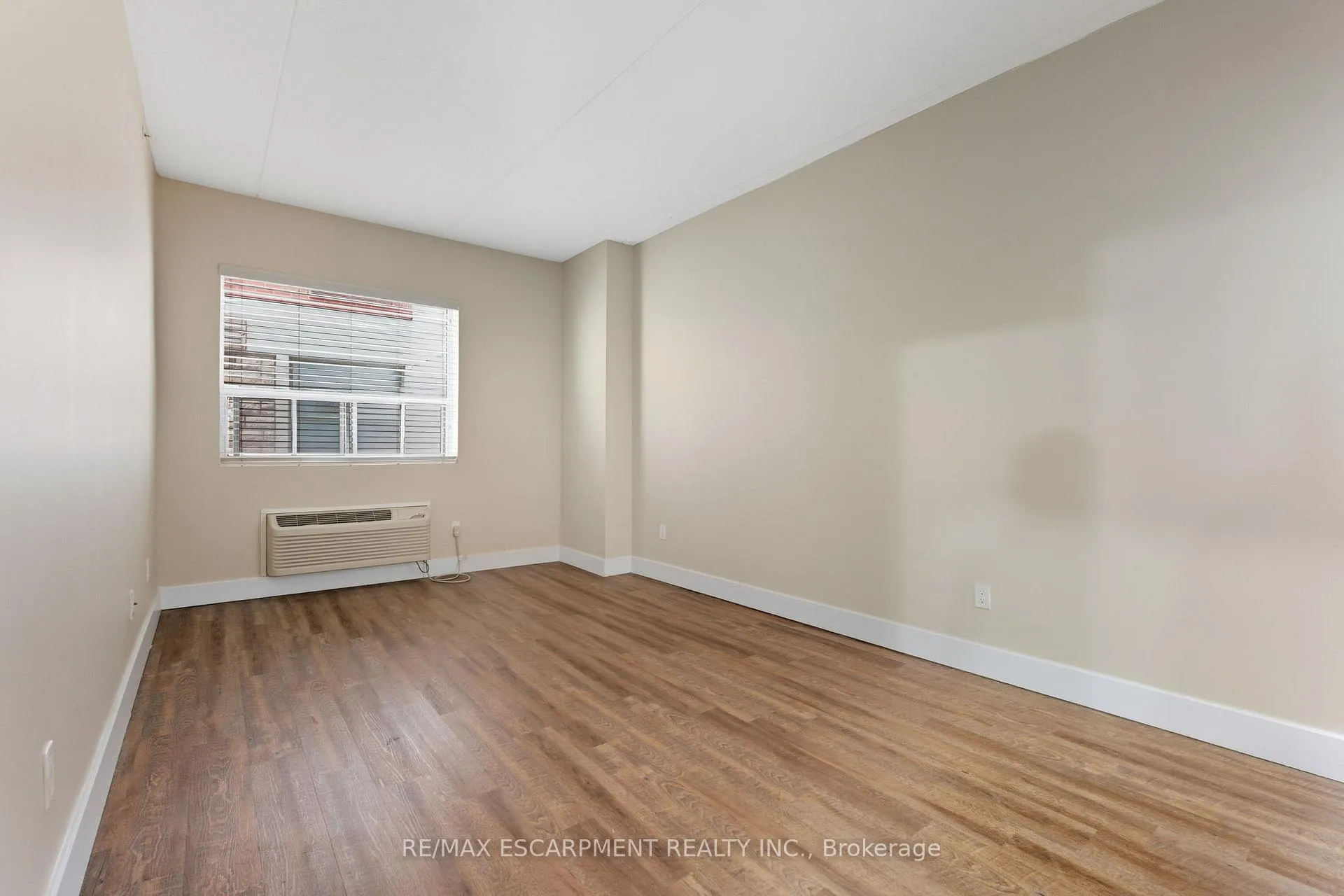 Photo 17 of Unit 203, 149 Main Street W, Hamilton, Durand — HOMEH