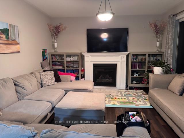 Photo 17 of 61 Barlow Place, Brant, Paris — HOMEH