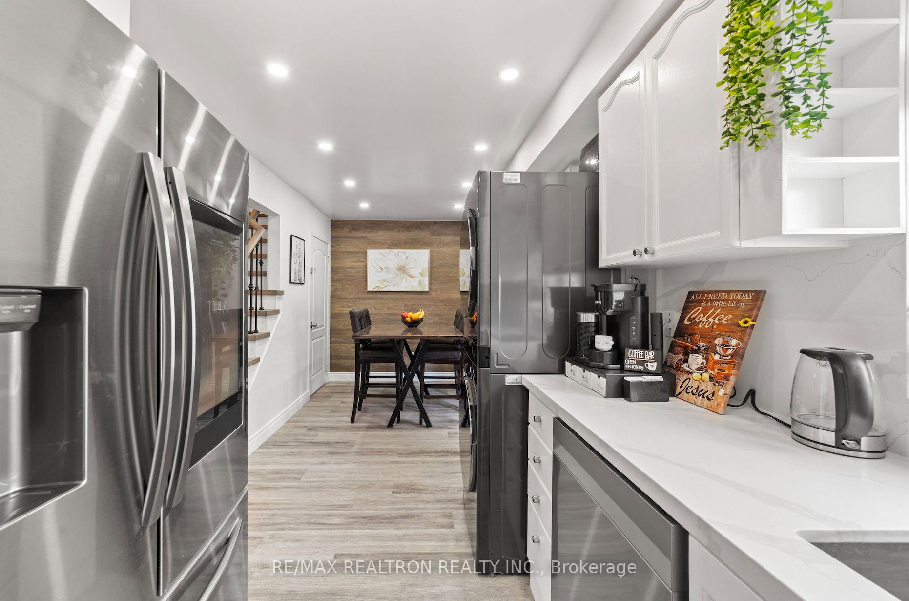 Photo 19 of 24 Succession Crescent, Barrie, Innis-Shore — HOMEH