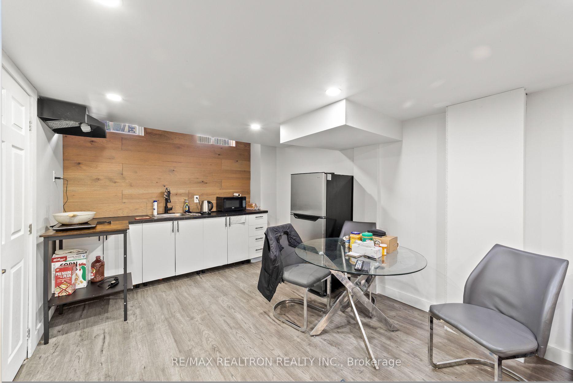 Photo 36 of 24 Succession Crescent, Barrie, Innis-Shore — HOMEH