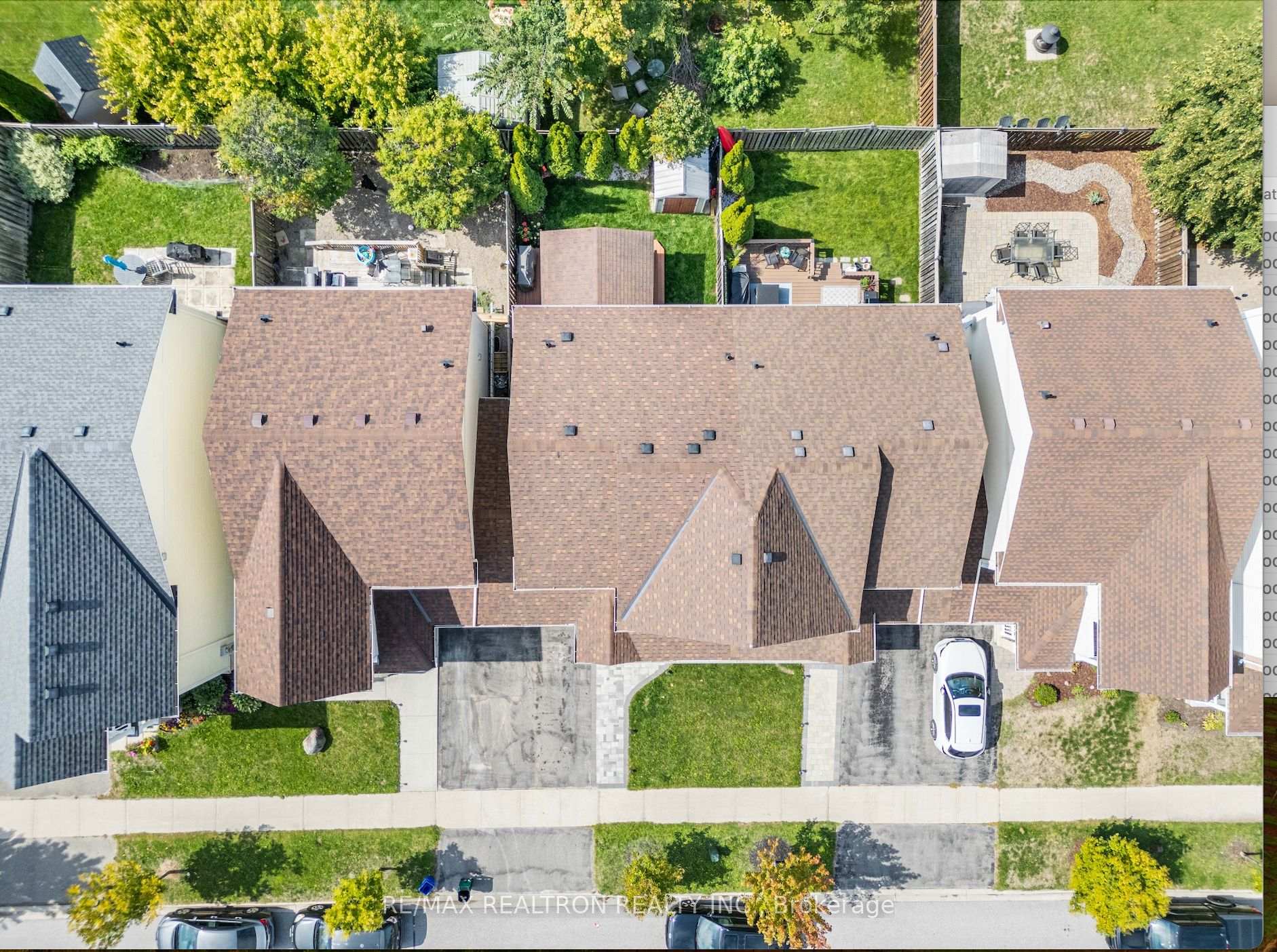 Photo 43 of 24 Succession Crescent, Barrie, Innis-Shore — HOMEH
