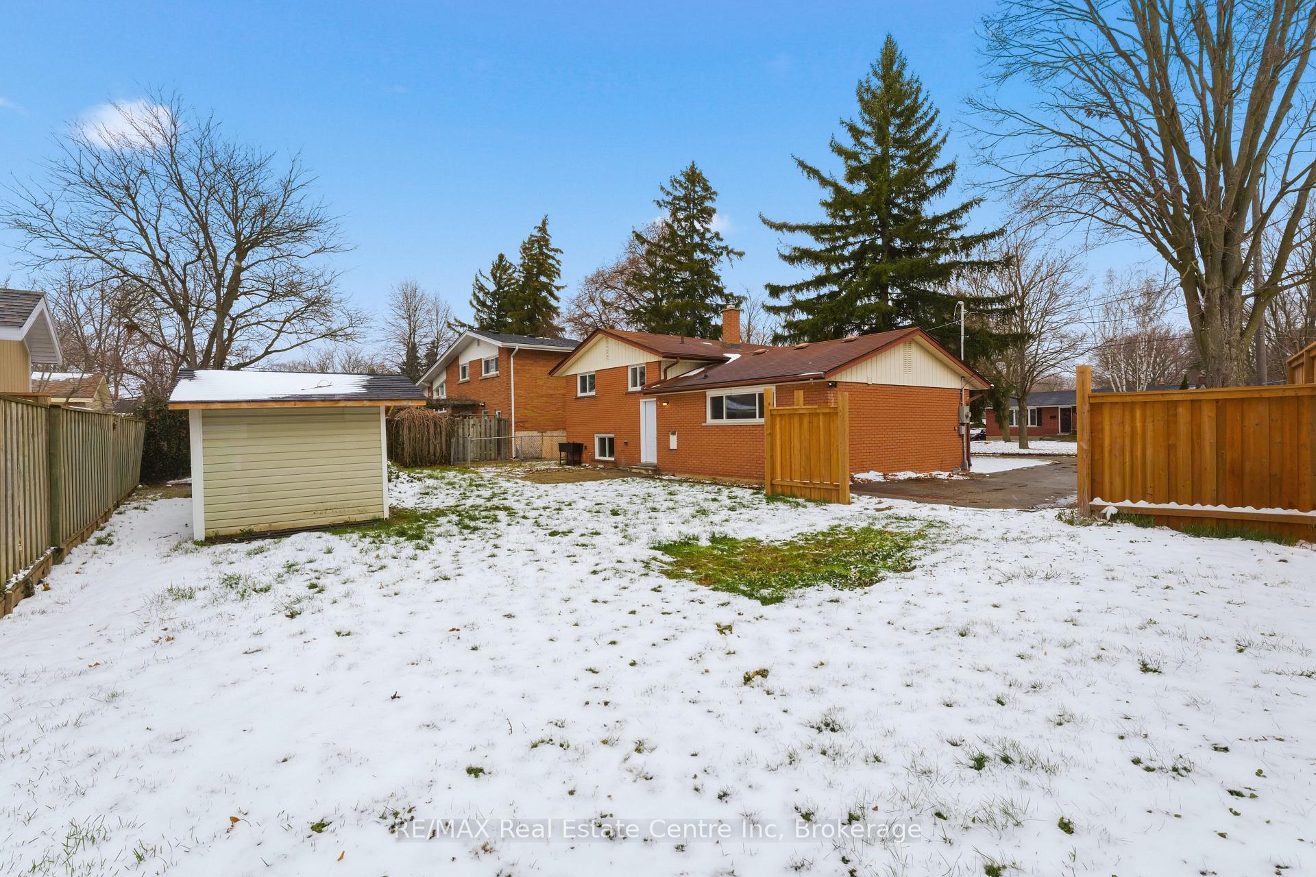 Photo 12 of 65 Sunnylea Crescent, Guelph, General Hospital — HOMEH