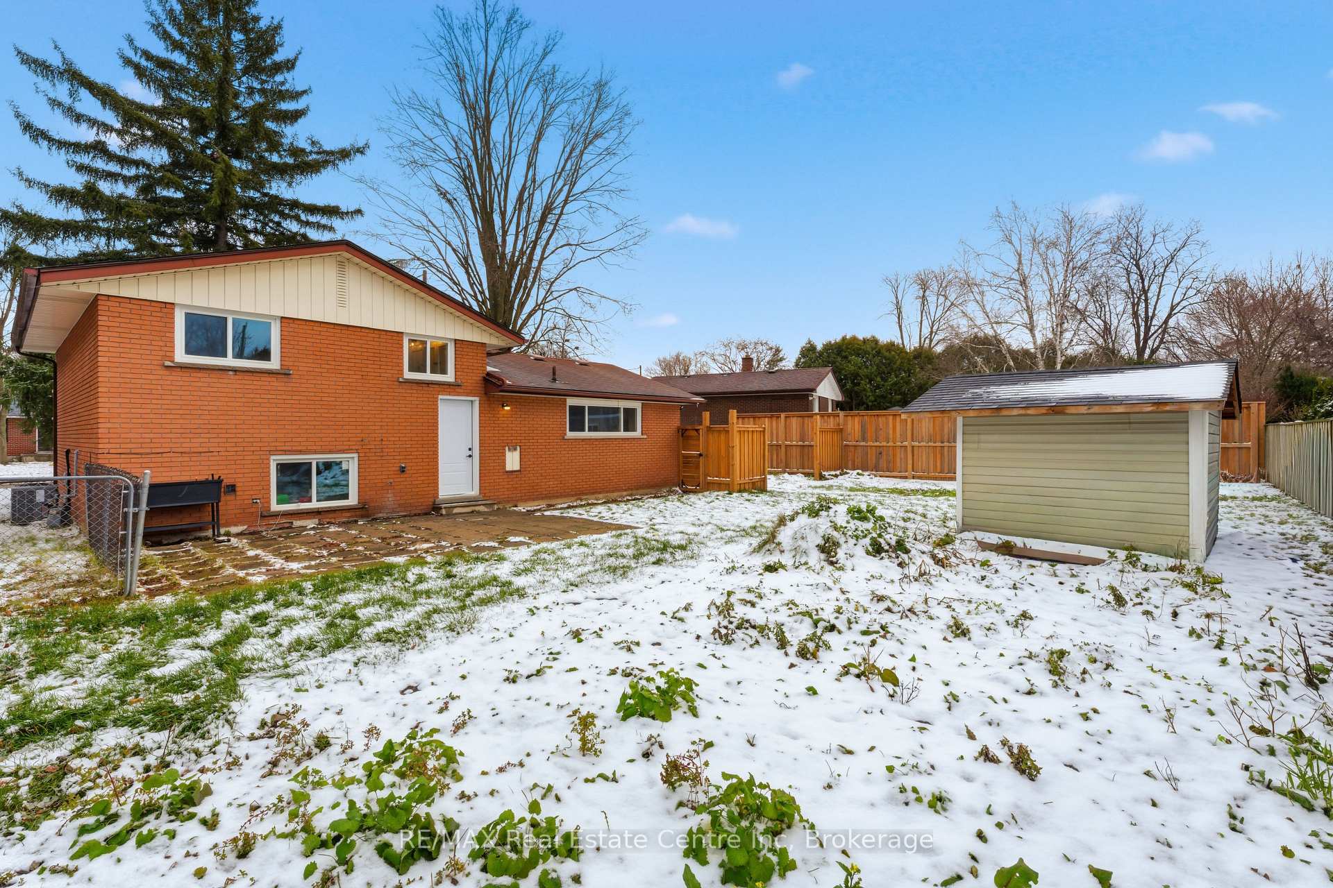 Photo 13 of 65 Sunnylea Crescent, Guelph, General Hospital — HOMEH
