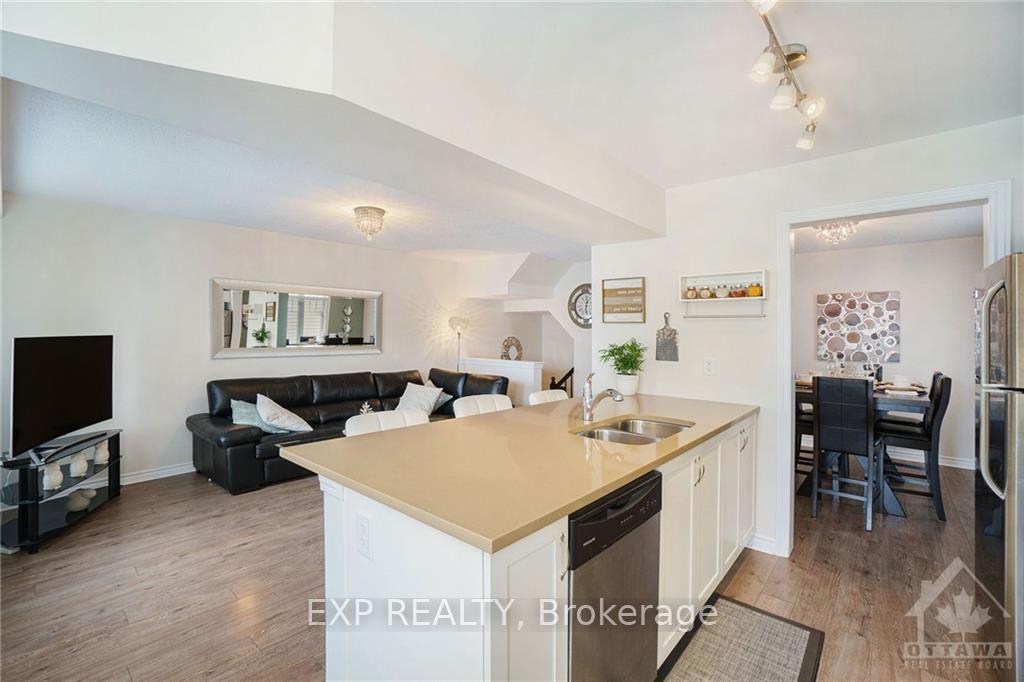 Photo 12 of 439 White Arctic Avenue, Ottawa, Barrhaven - Half Moon Bay — HOMEH