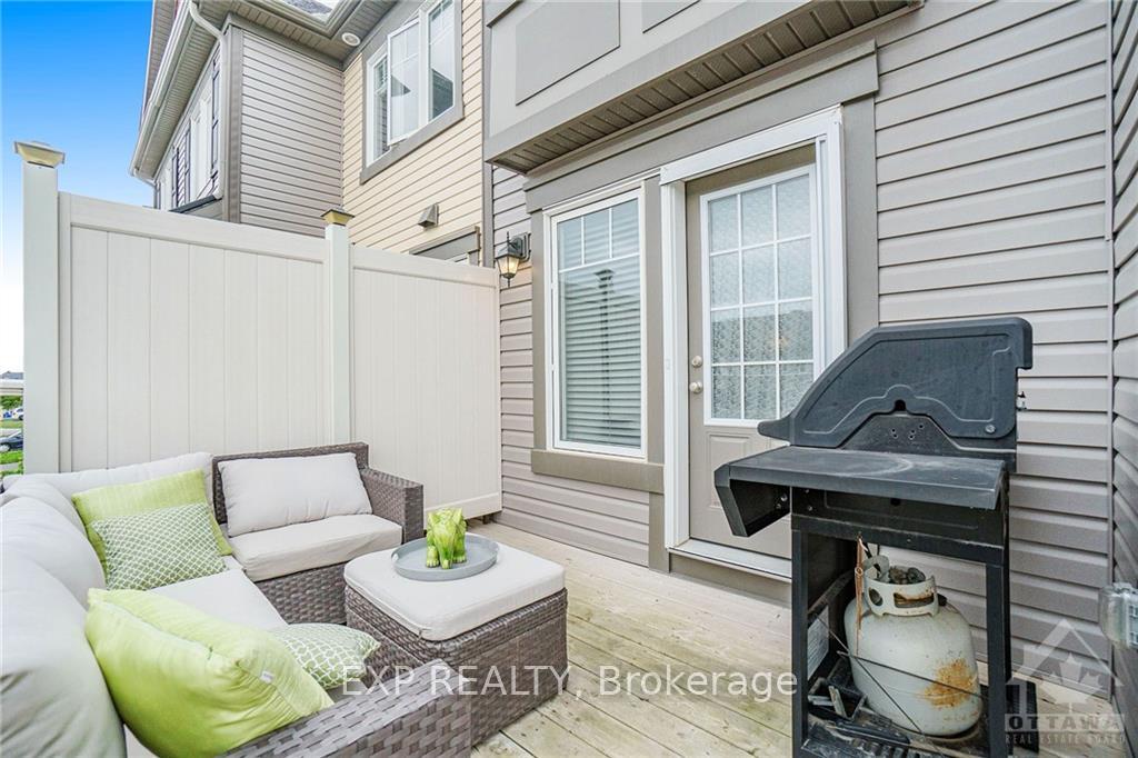 Photo 17 of 439 White Arctic Avenue, Ottawa, Barrhaven - Half Moon Bay — HOMEH