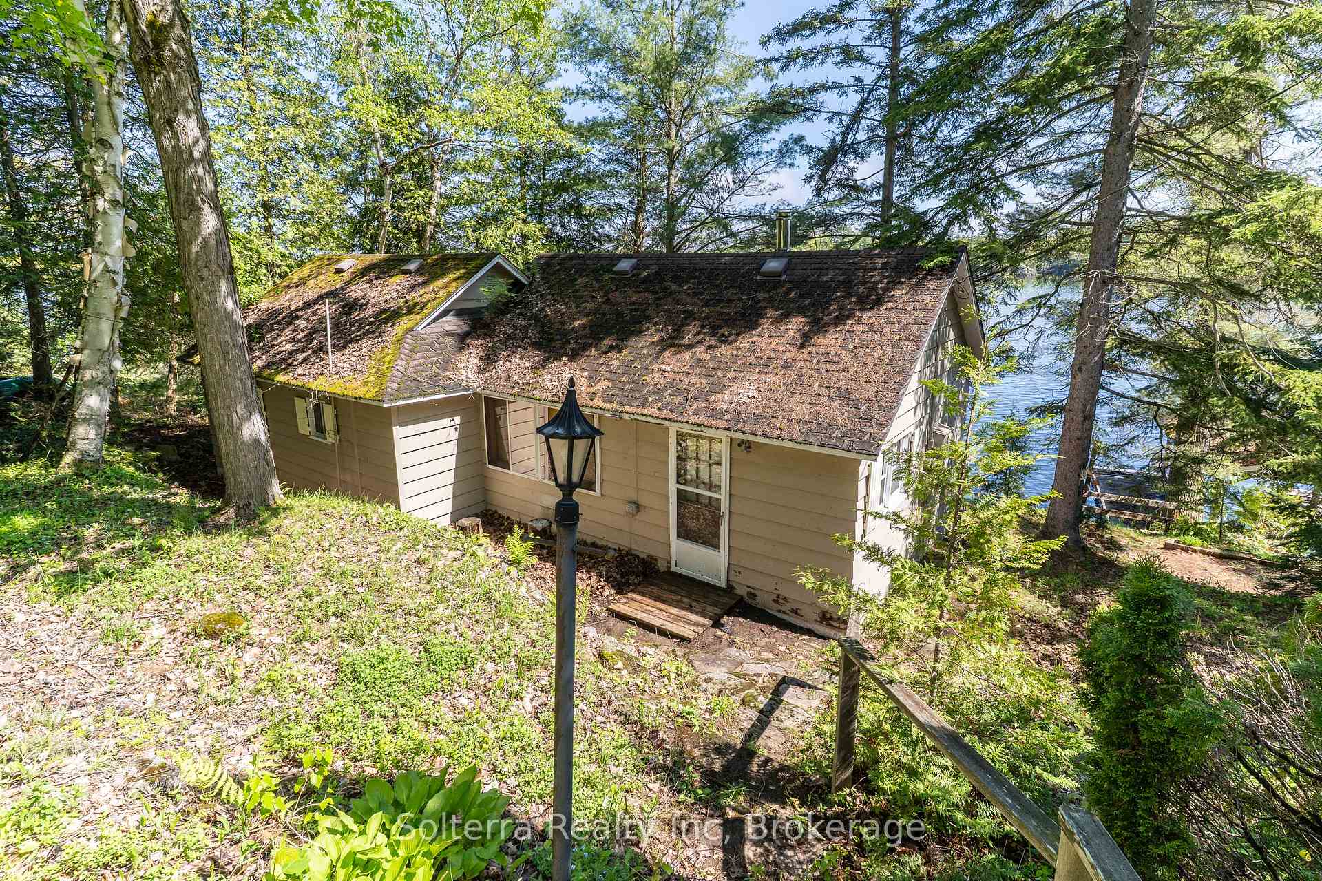 Photo 21 of 1185 Parkers Point Road E, Gravenhurst, Muskoka (S) — HOMEH