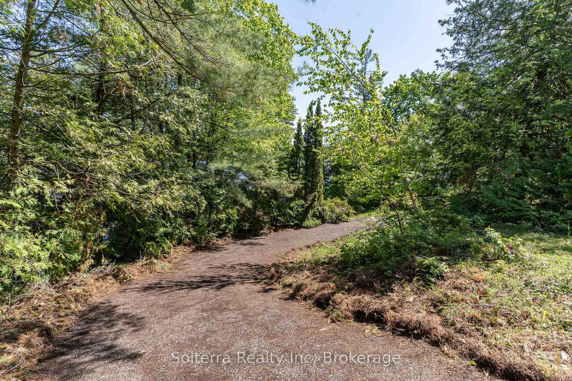 Photo 25 of 1185 Parkers Point Road E, Gravenhurst, Muskoka (S) — HOMEH