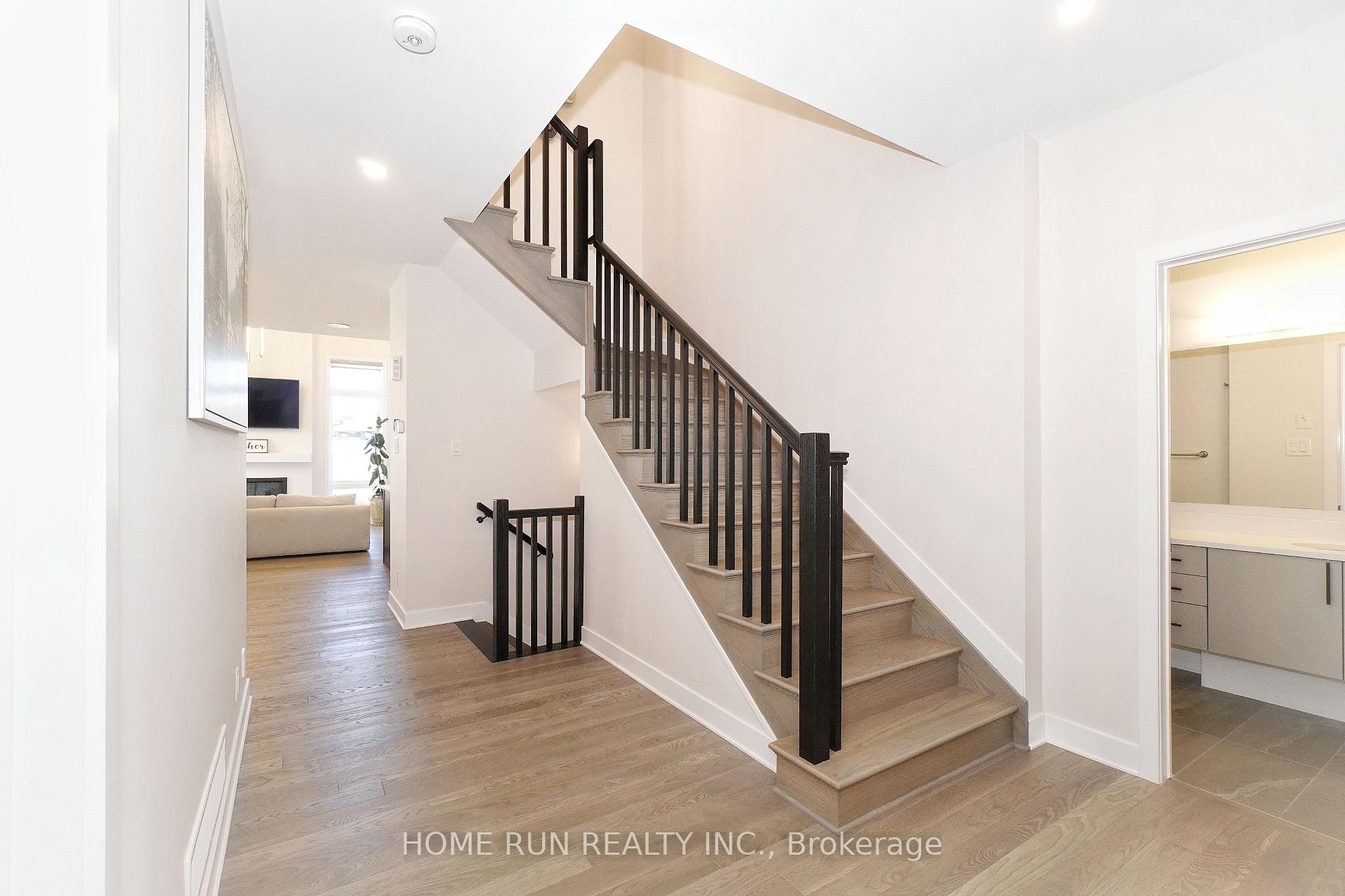 Photo 3 of 990 Brian Good Avenue, Ottawa, Riverside South/Gloucester Glen — HOMEH