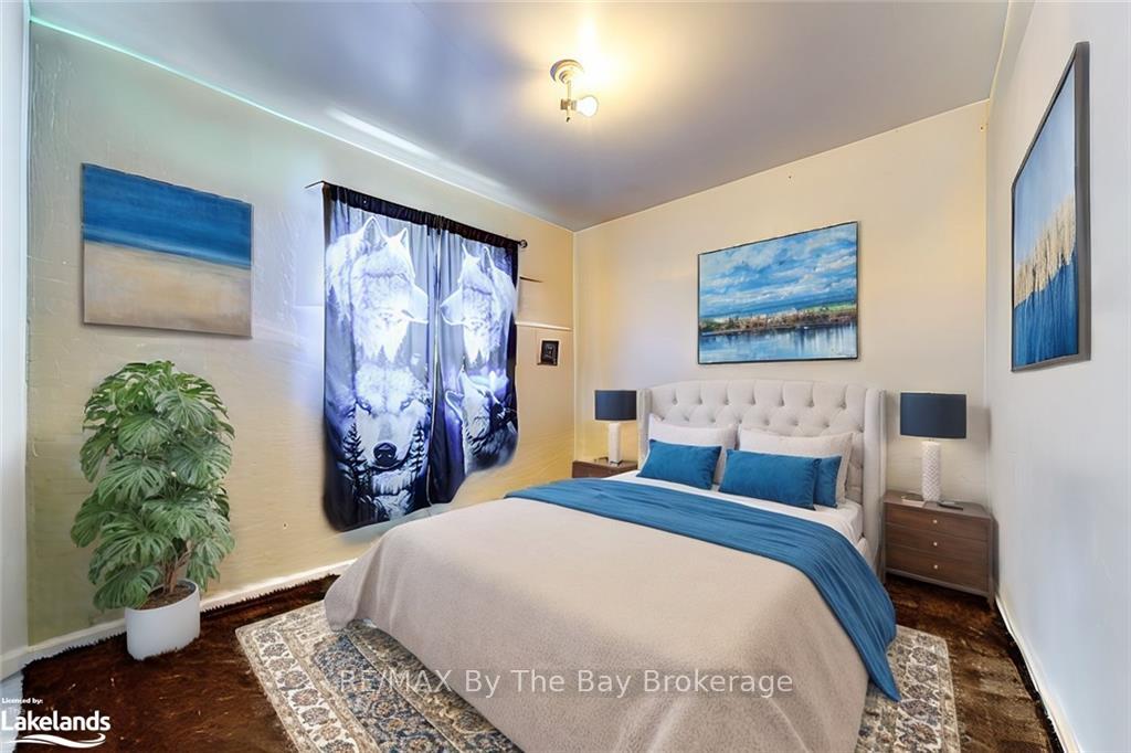 Photo 16 of 69 Gibbard Crescent, Collingwood — HOMEH