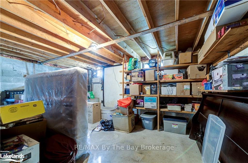 Photo 21 of 69 Gibbard Crescent, Collingwood — HOMEH