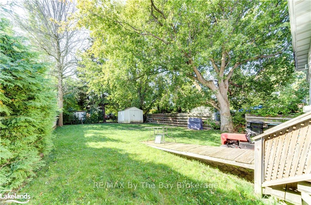 Photo 23 of 69 Gibbard Crescent, Collingwood — HOMEH