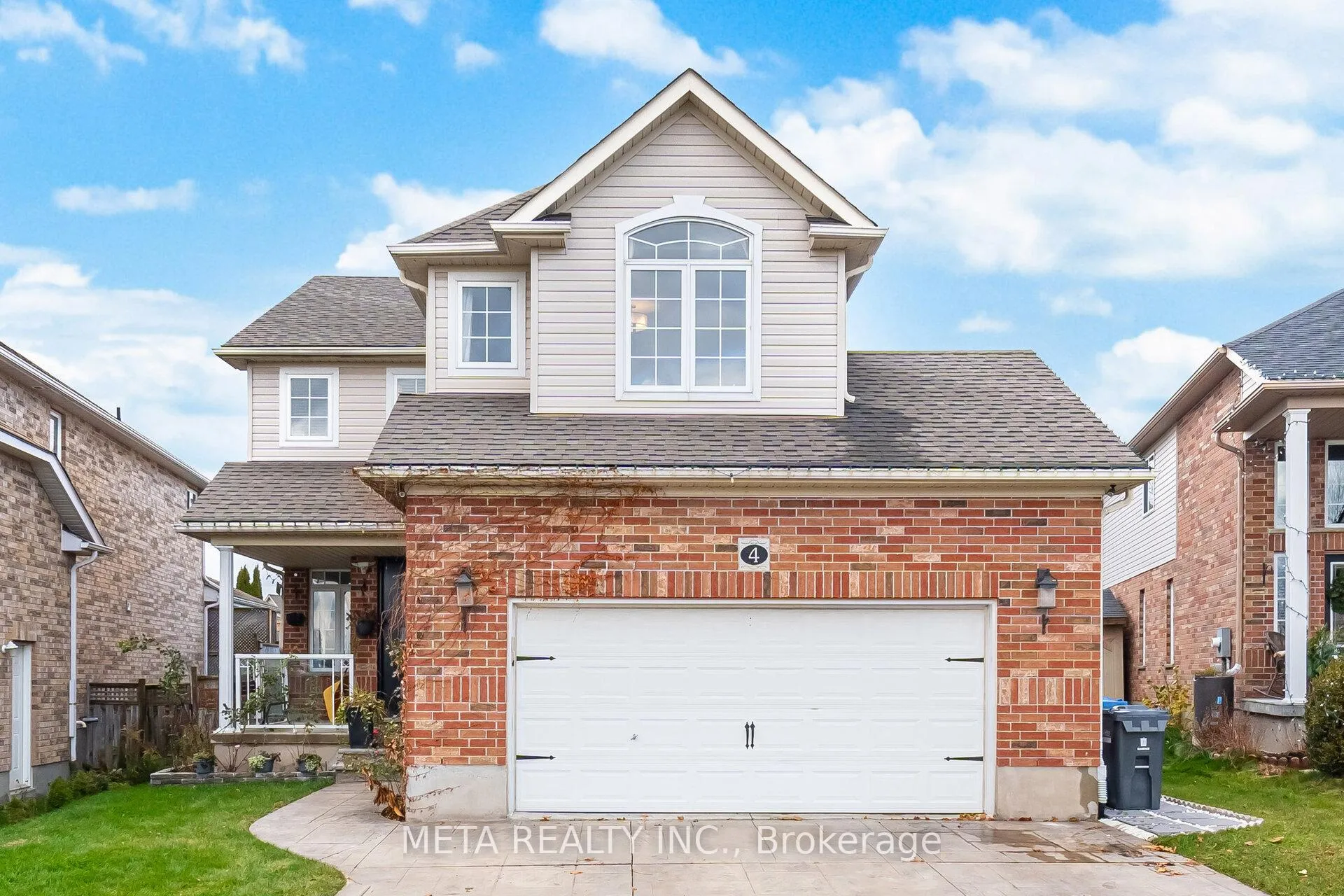Front of 4 Popham Drive