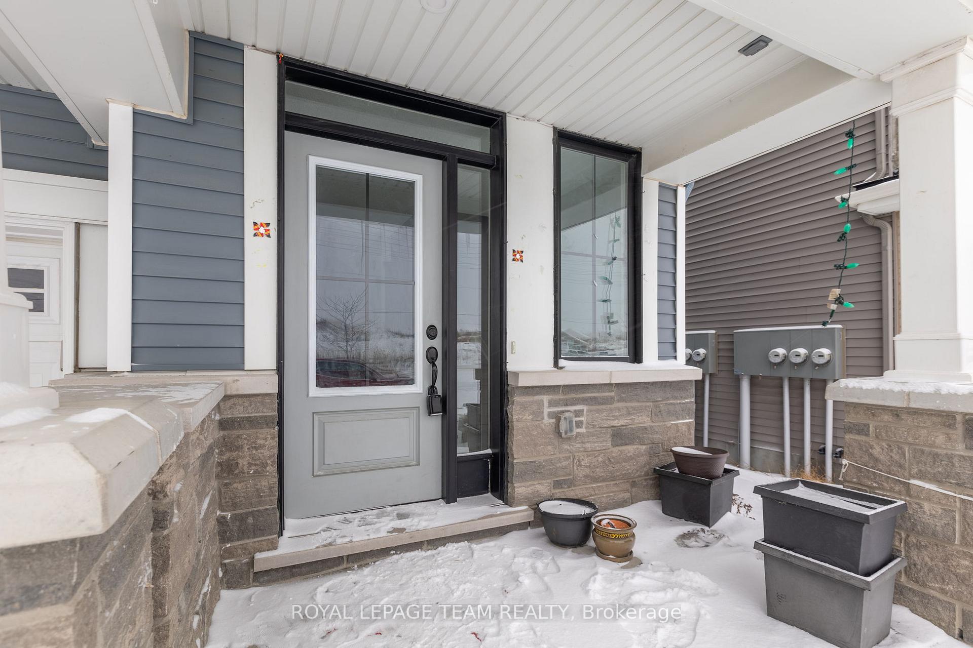 Photo 3 of 358 Aphelion Crescent, Ottawa, Barrhaven - Half Moon Bay — HOMEH