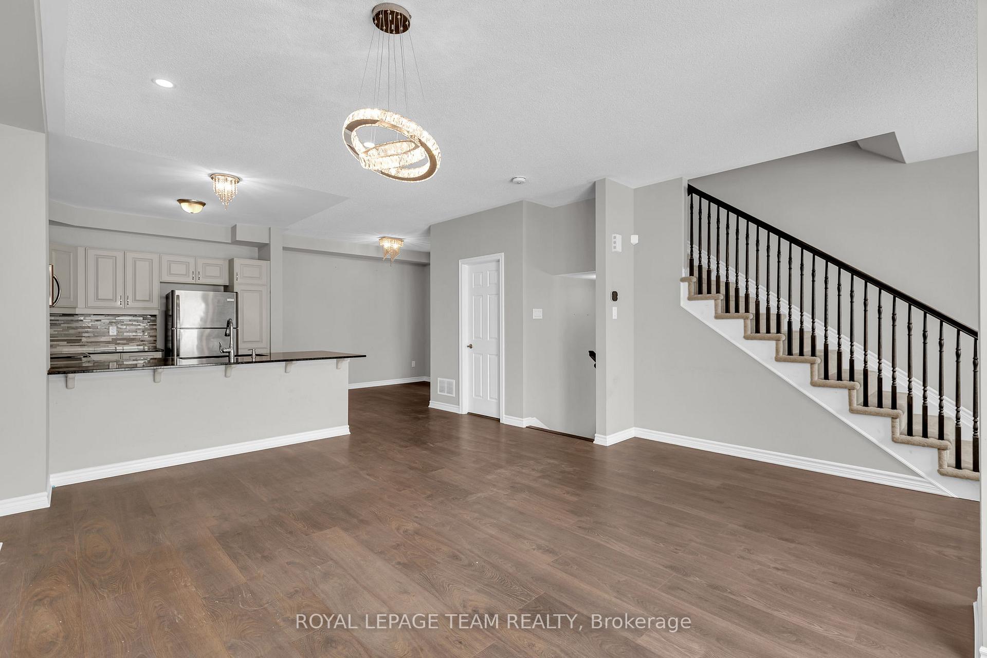 Photo 16 of 358 Aphelion Crescent, Ottawa, Barrhaven - Half Moon Bay — HOMEH