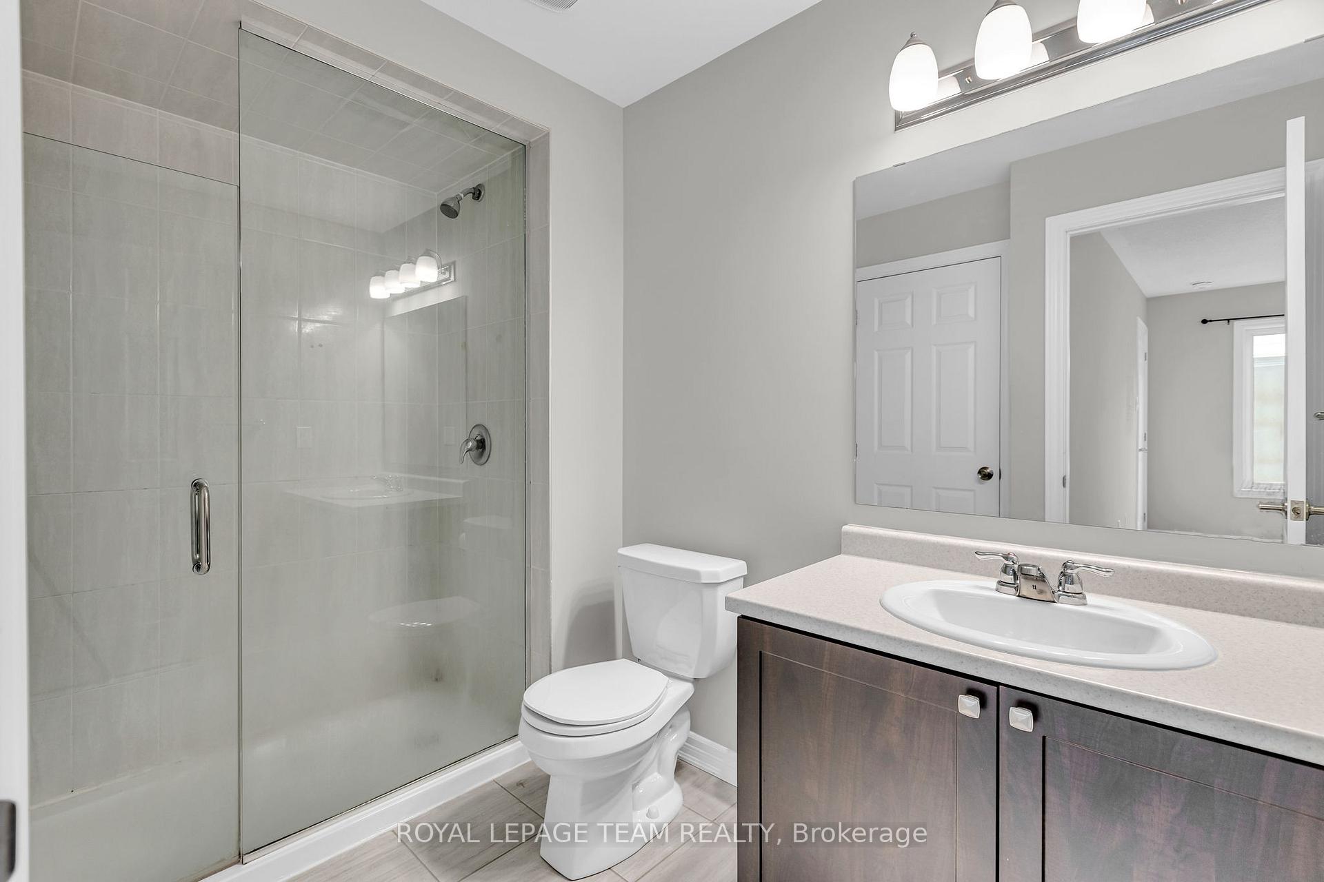 Photo 24 of 358 Aphelion Crescent, Ottawa, Barrhaven - Half Moon Bay — HOMEH