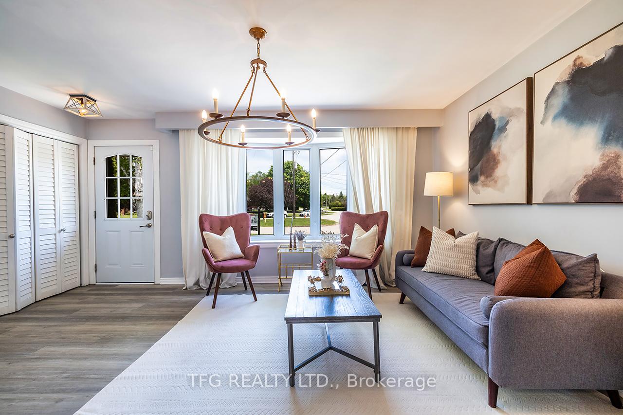 Photo 4 of 35 Oatley Court, Clarington, Newcastle — HOMEH