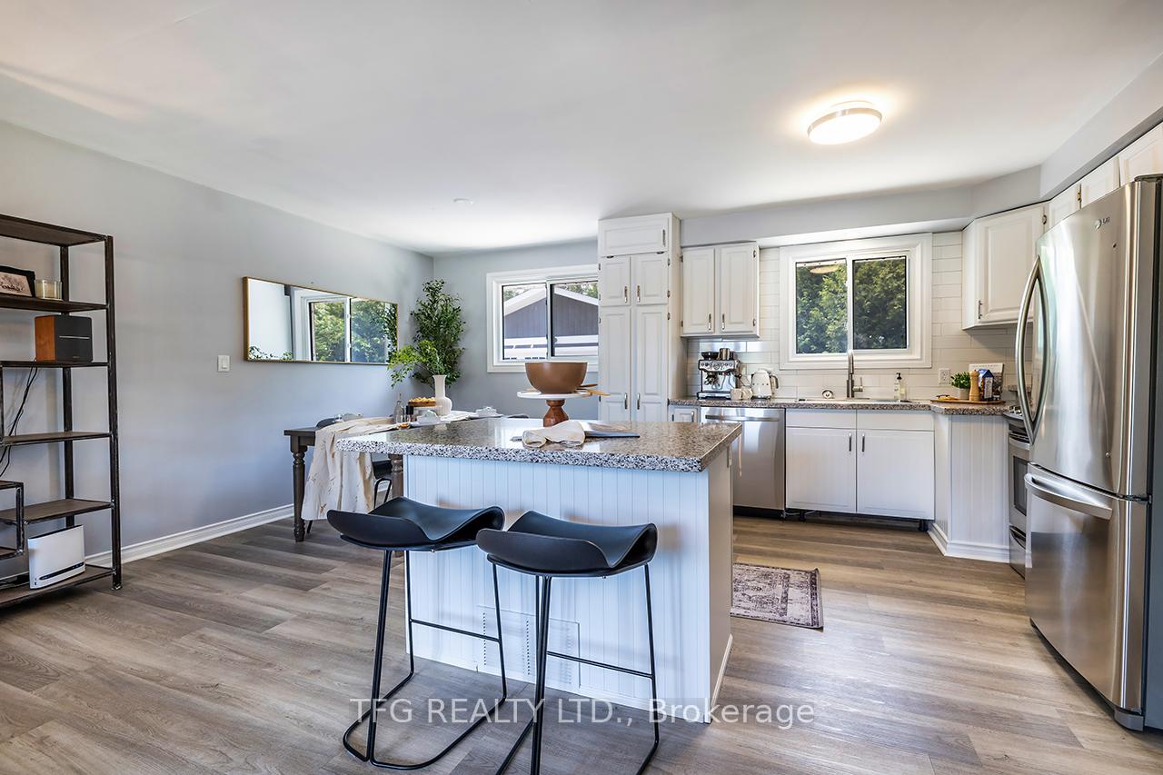 Photo 7 of 35 Oatley Court, Clarington, Newcastle — HOMEH