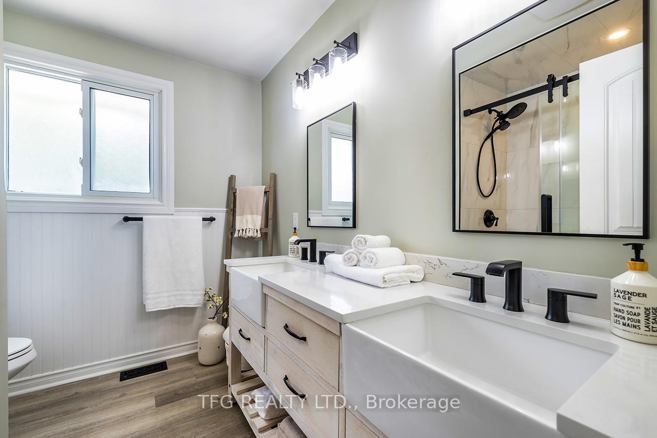 Photo 13 of 35 Oatley Court, Clarington, Newcastle — HOMEH