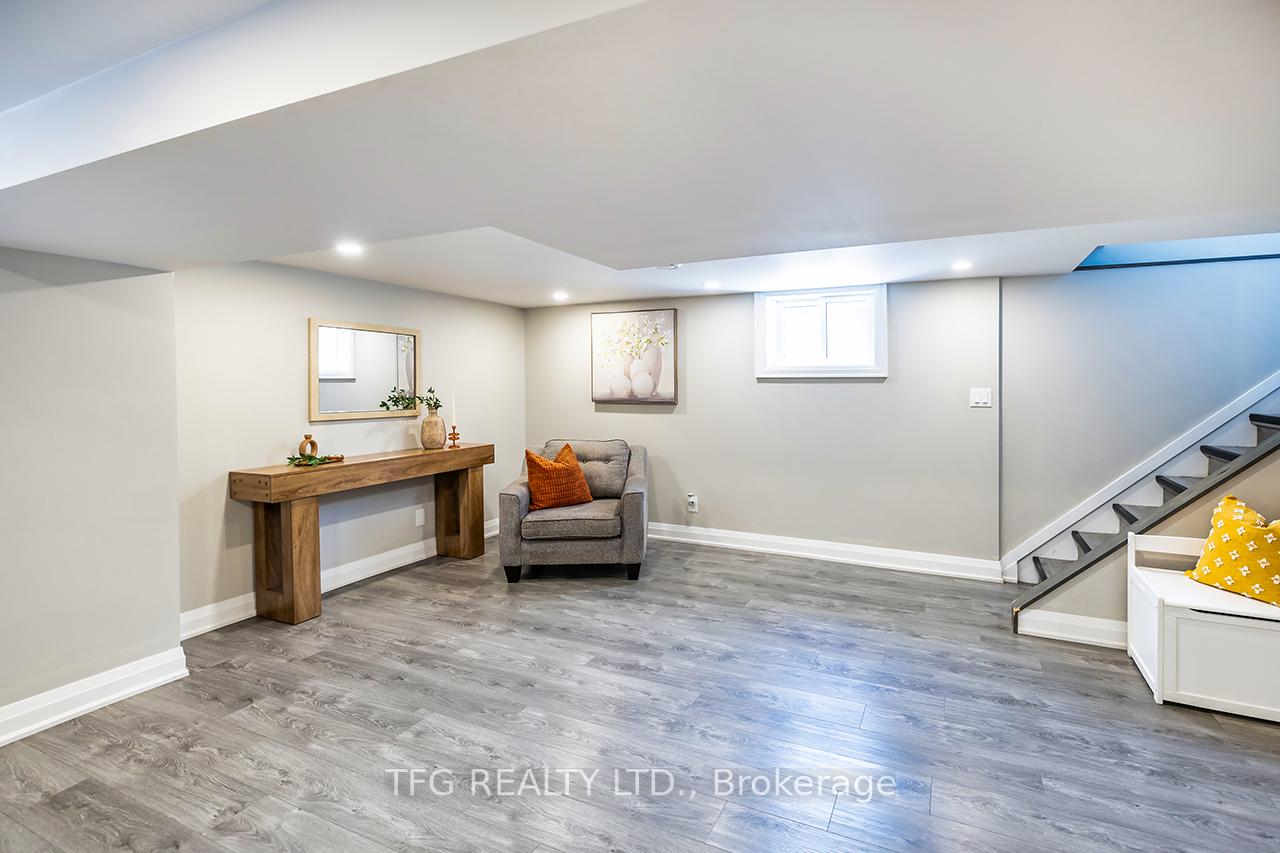 Photo 14 of 35 Oatley Court, Clarington, Newcastle — HOMEH