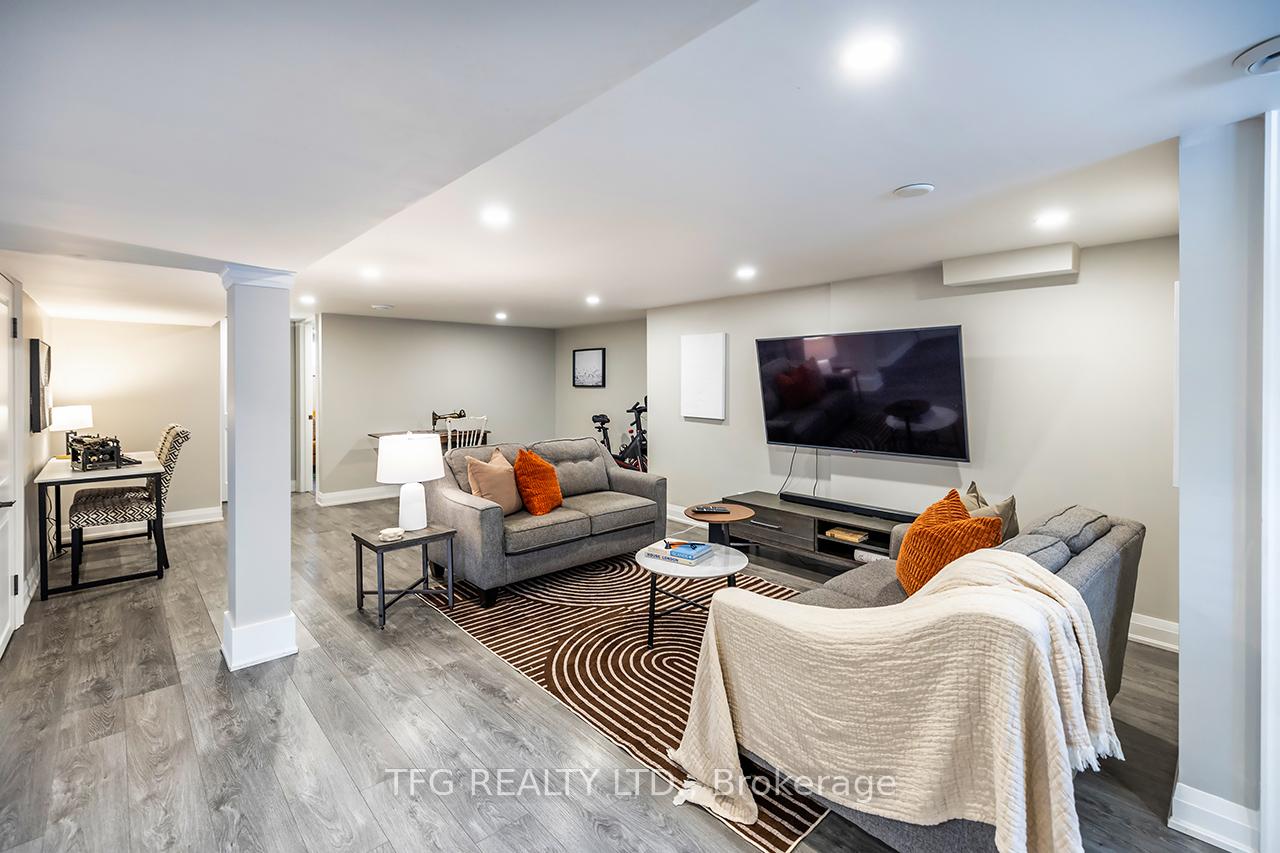Photo 15 of 35 Oatley Court, Clarington, Newcastle — HOMEH