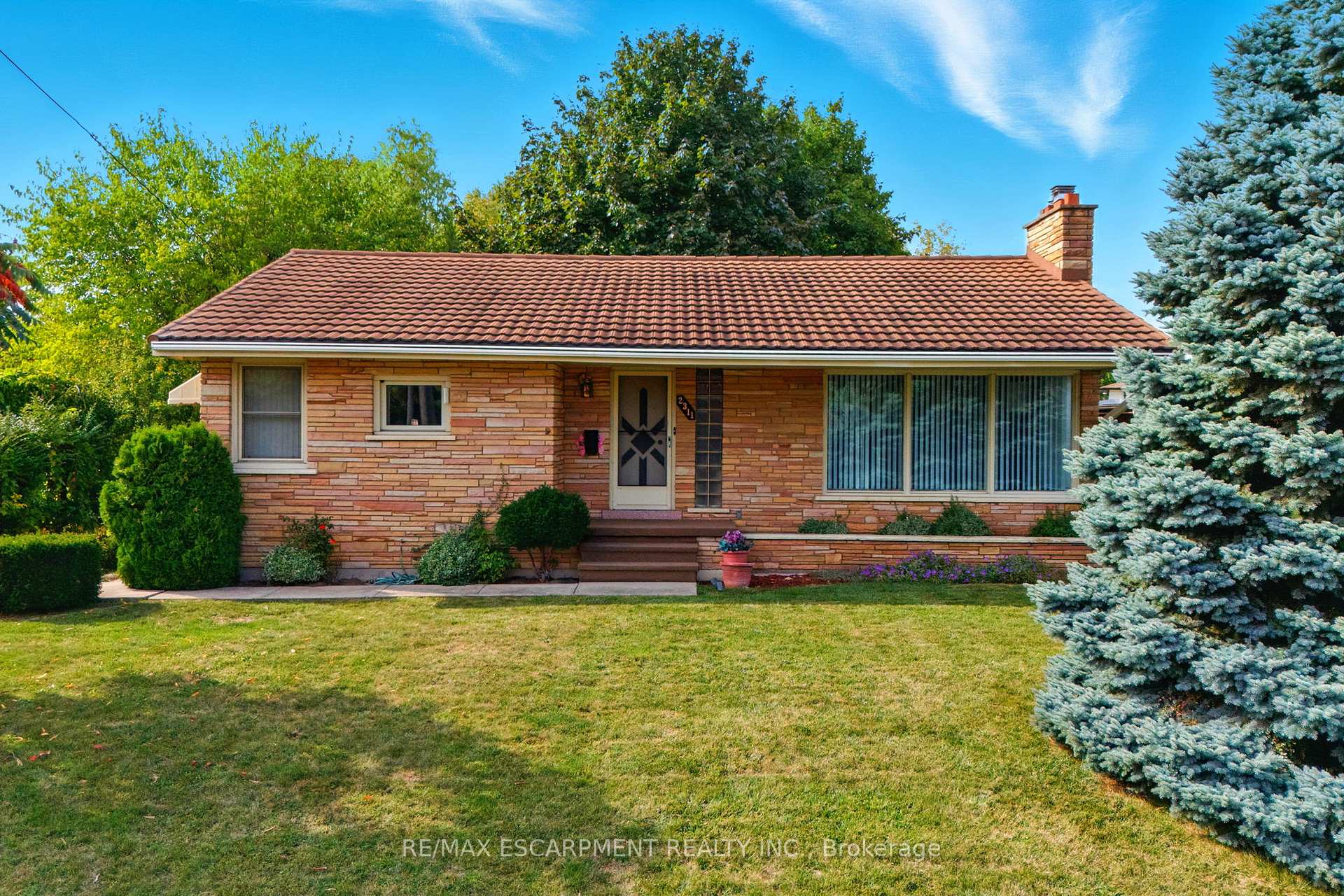 Photo 1 of 2311 Mountainside Drive, Burlington, Mountainside — HOMEH