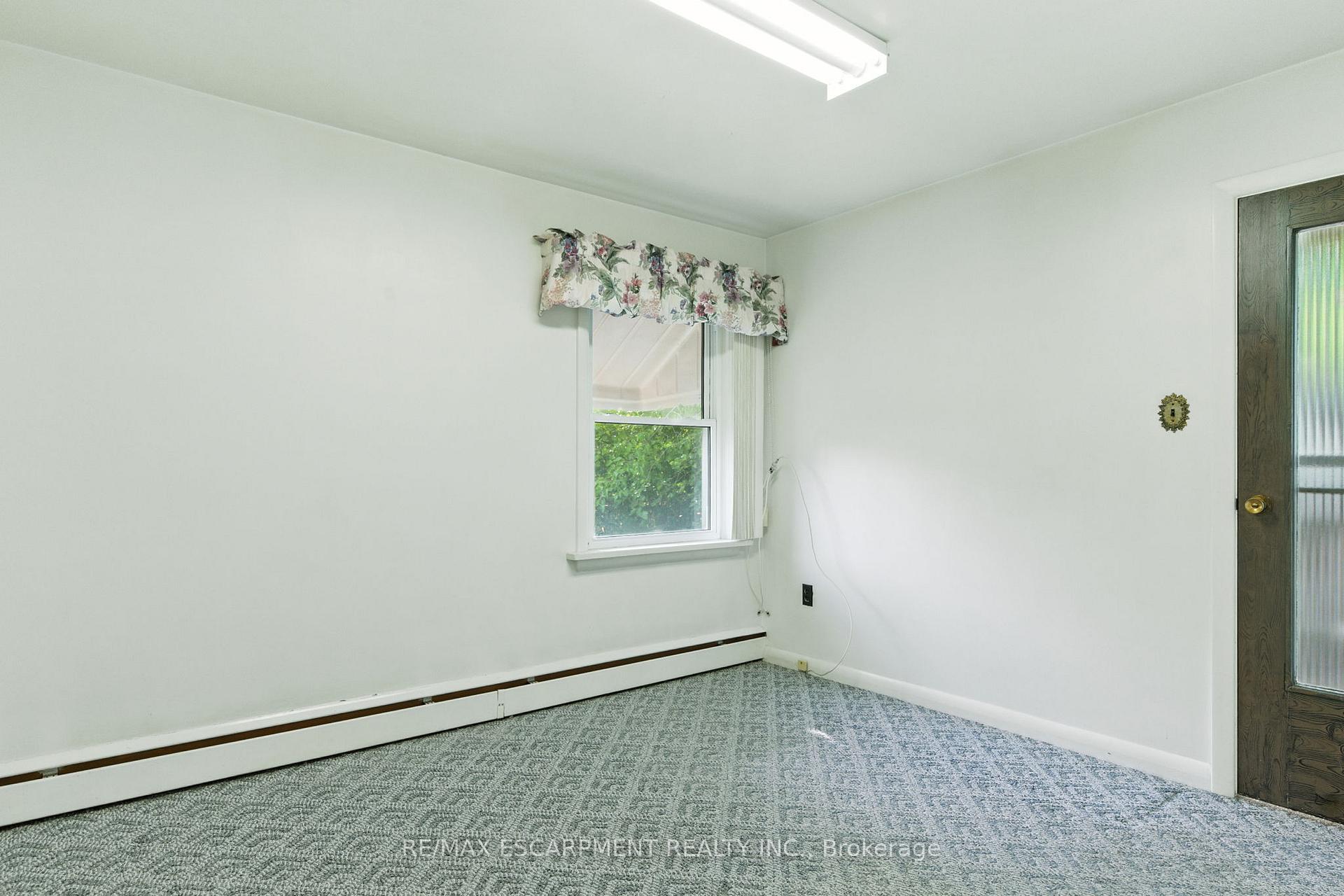 Photo 15 of 2311 Mountainside Drive, Burlington, Mountainside — HOMEH