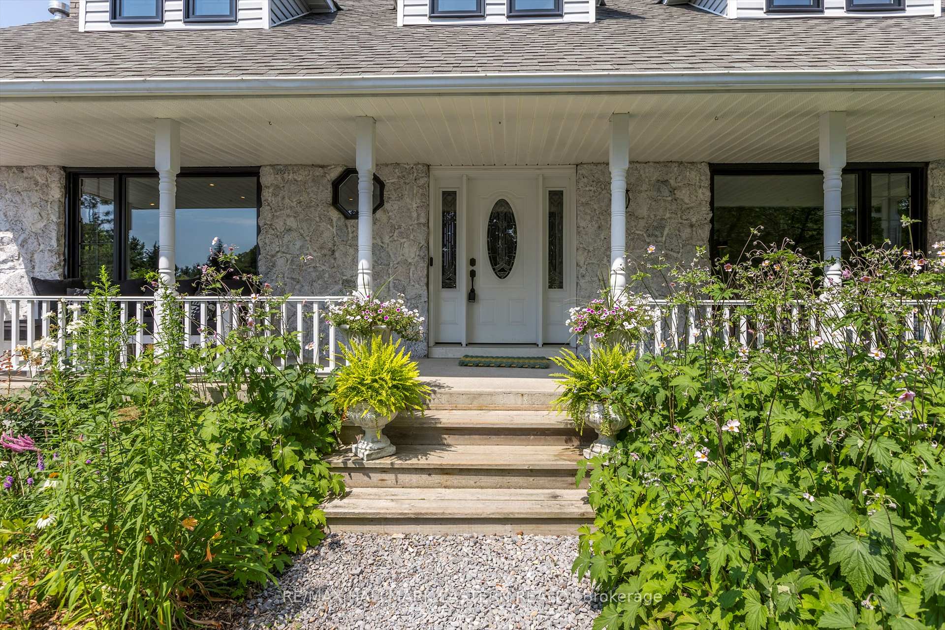 Photo 3 of 3072 Stu Black Road, Hamilton Township, Rural Hamilton — HOMEH