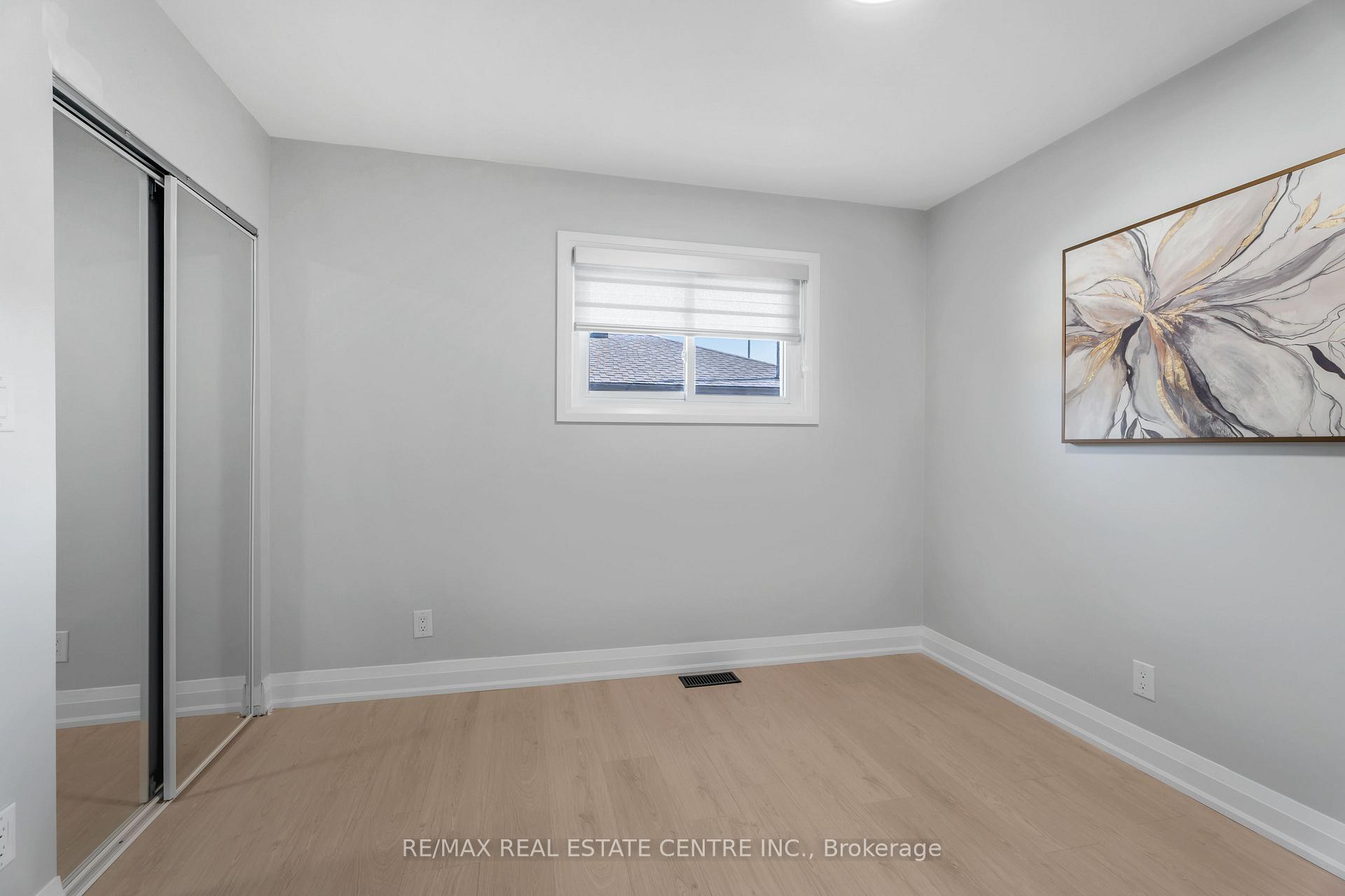 Photo 15 of 19 Old Orchard Avenue, Grimsby, Grimsby Beach — HOMEH