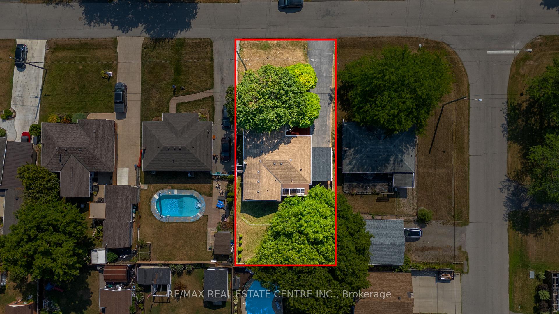 Photo 29 of 19 Old Orchard Avenue, Grimsby, Grimsby Beach — HOMEH