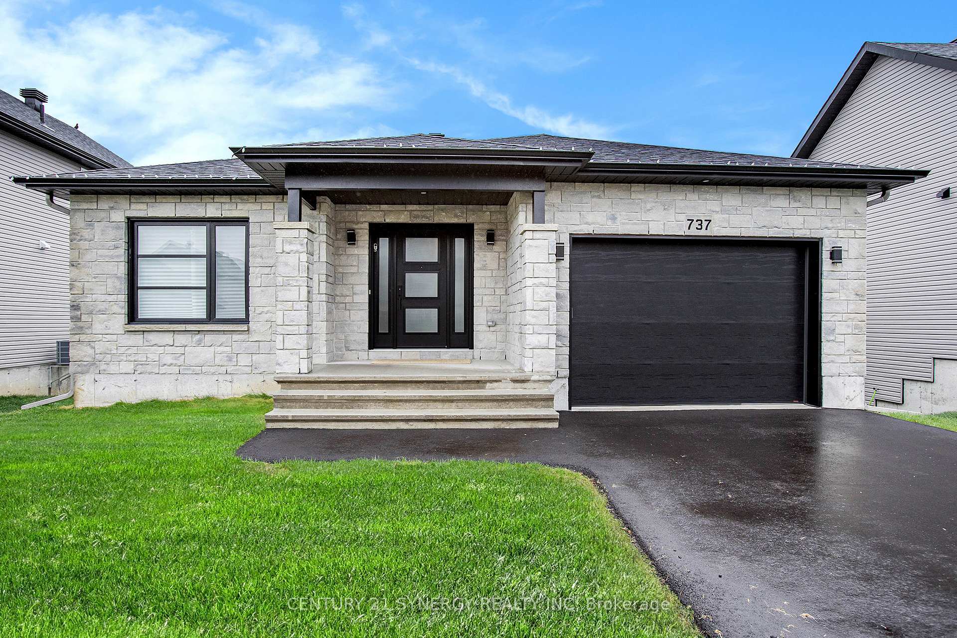 Photo 1 of 737 Walton Street, Cornwall — HOMEH