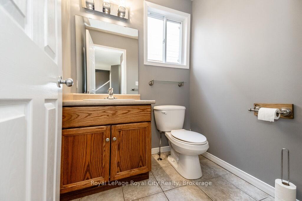 Photo 22 of 64 Shackleton Drive, Guelph, Grange Road — HOMEH