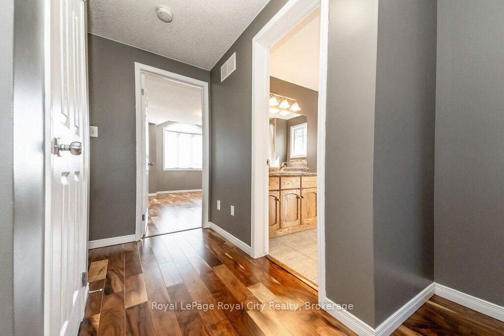 Photo 23 of 64 Shackleton Drive, Guelph, Grange Road — HOMEH